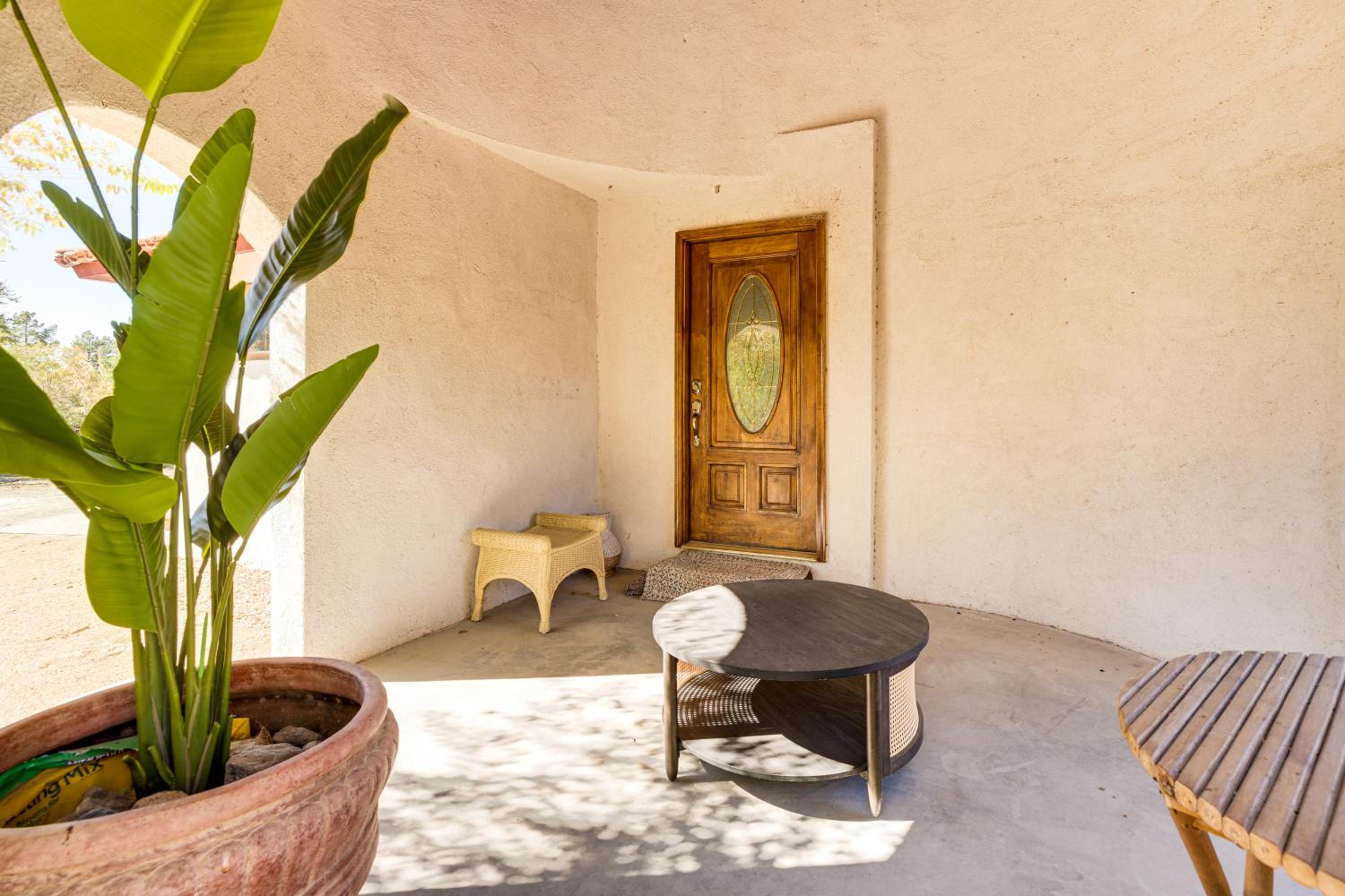 3 Mi to Dtwn Pahrump Romantic Desert Oasis