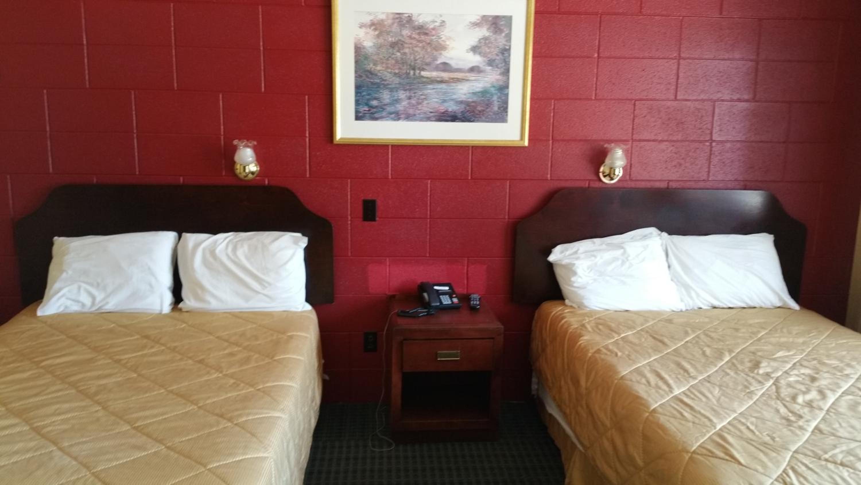 Riverview Motel