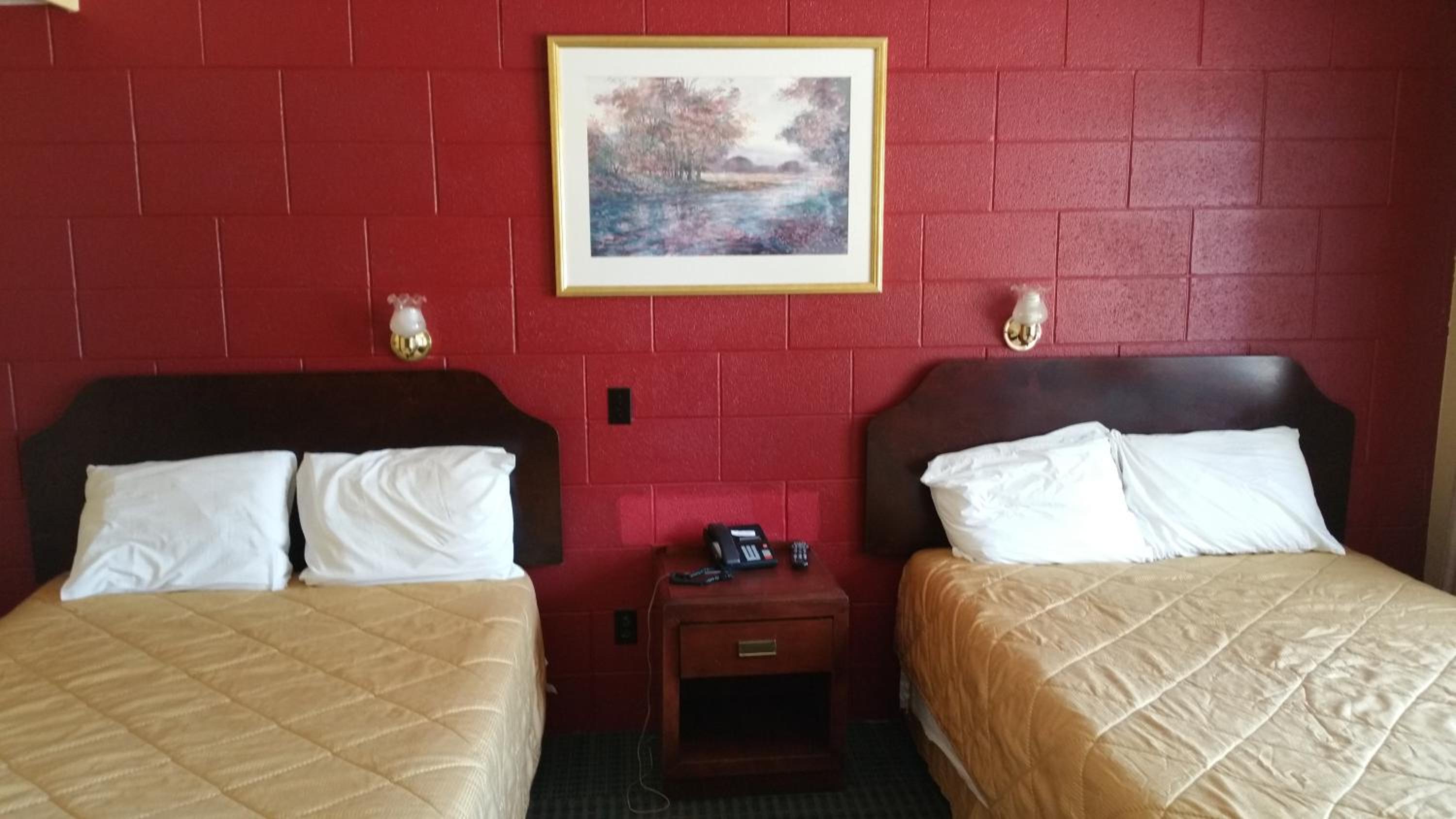 Riverview Motel