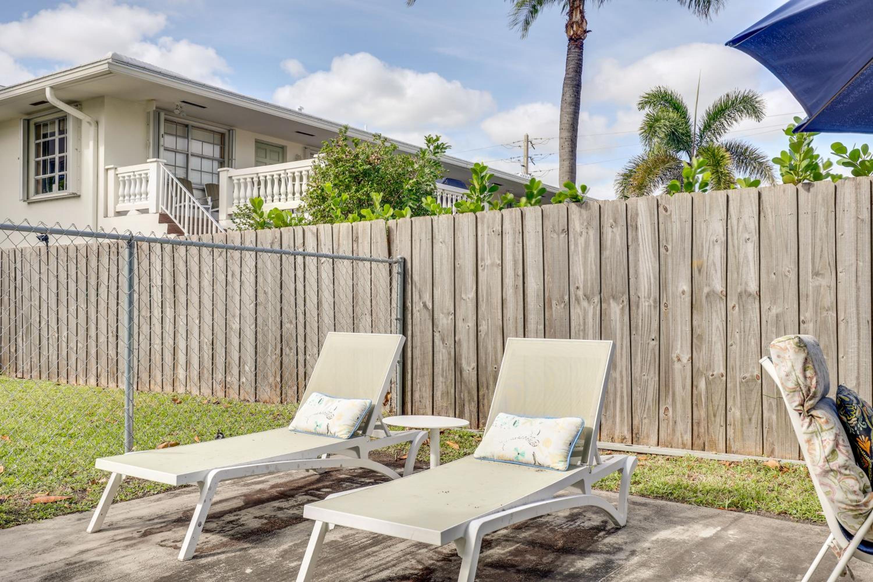 1 Mi to Pompano Beach Pier Pet-Friendly Studio!