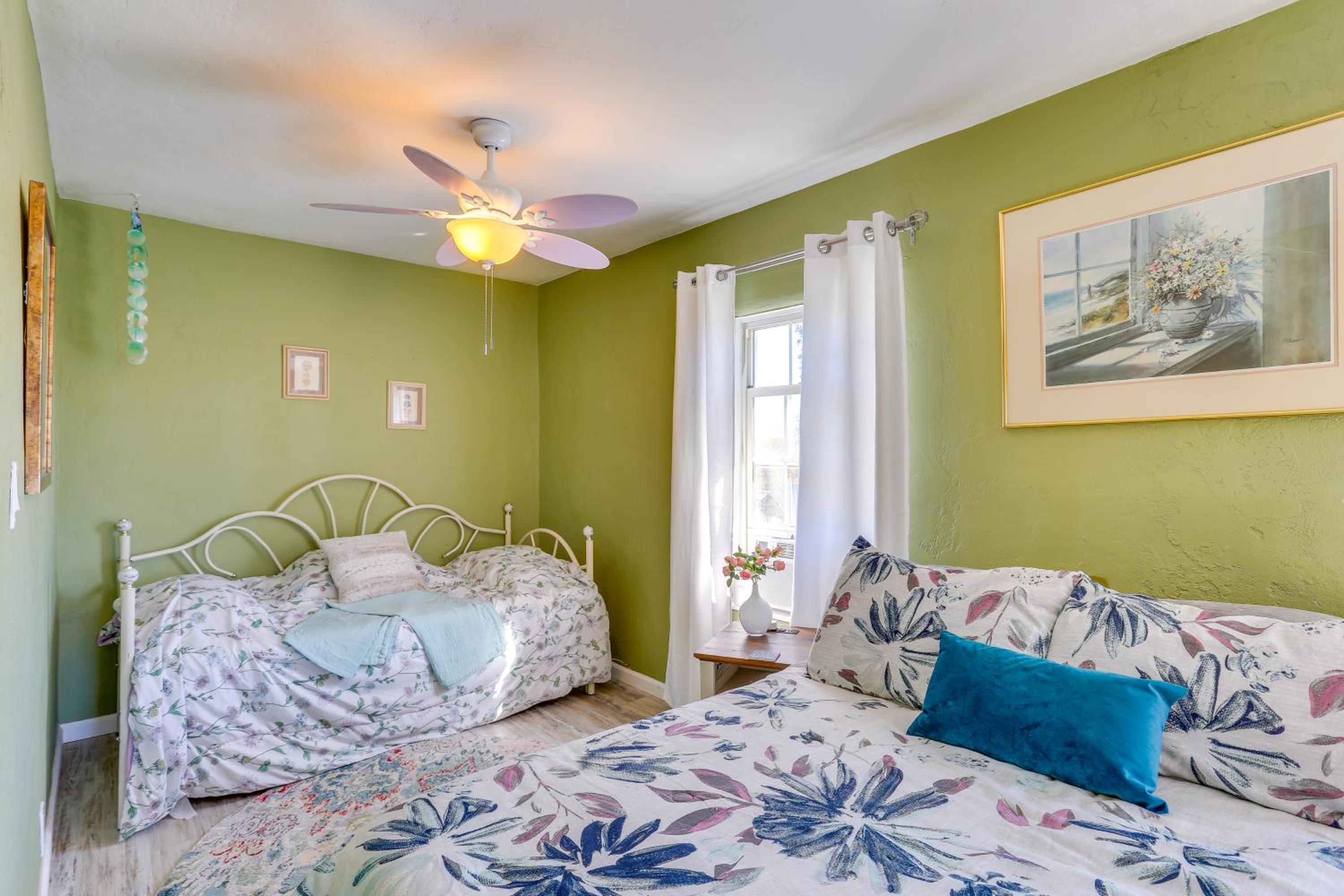 1 Mi to Bizz Johnson Trail! Walkable Apt with Perks