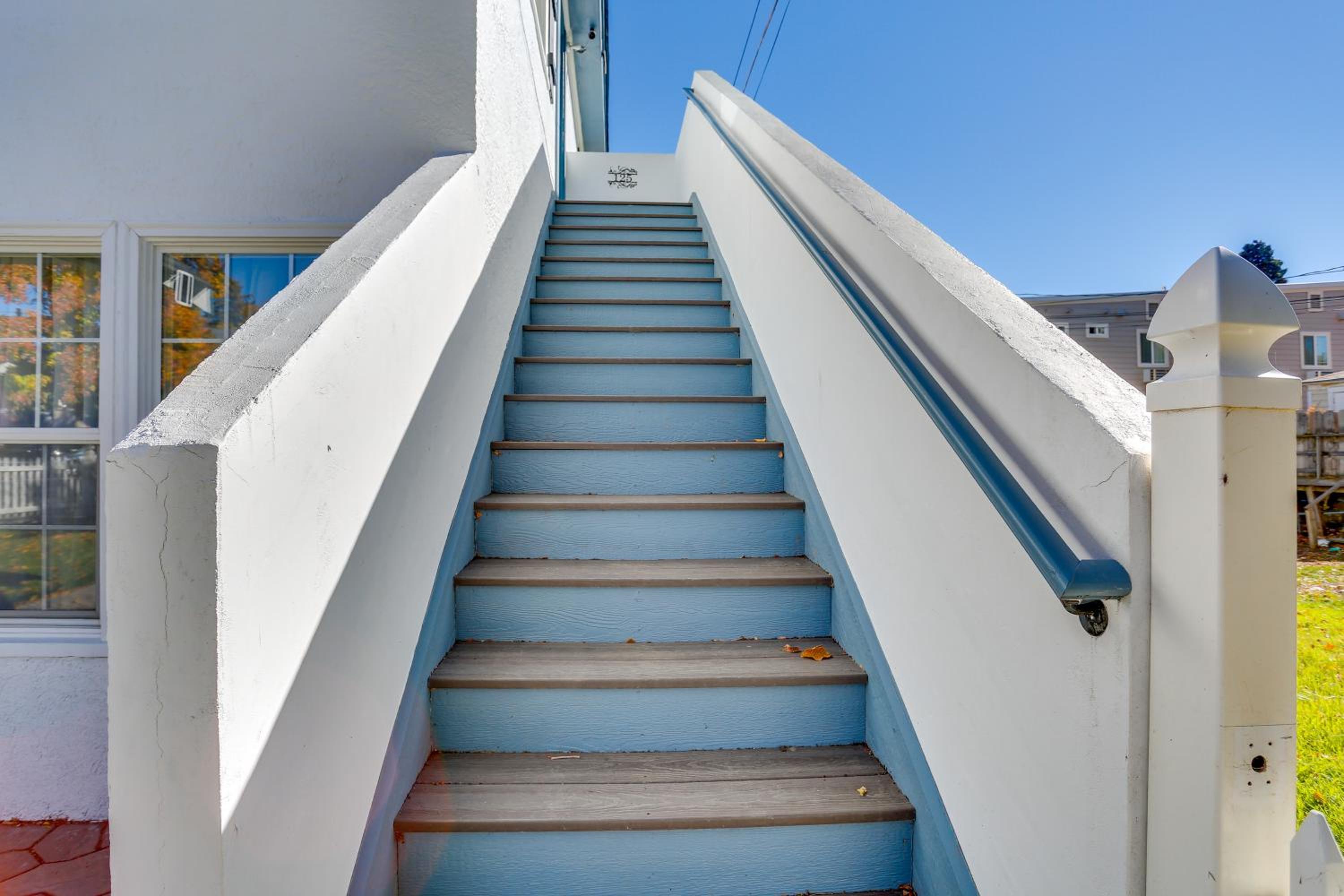 1 Mi to Bizz Johnson Trail! Walkable Apt with Perks