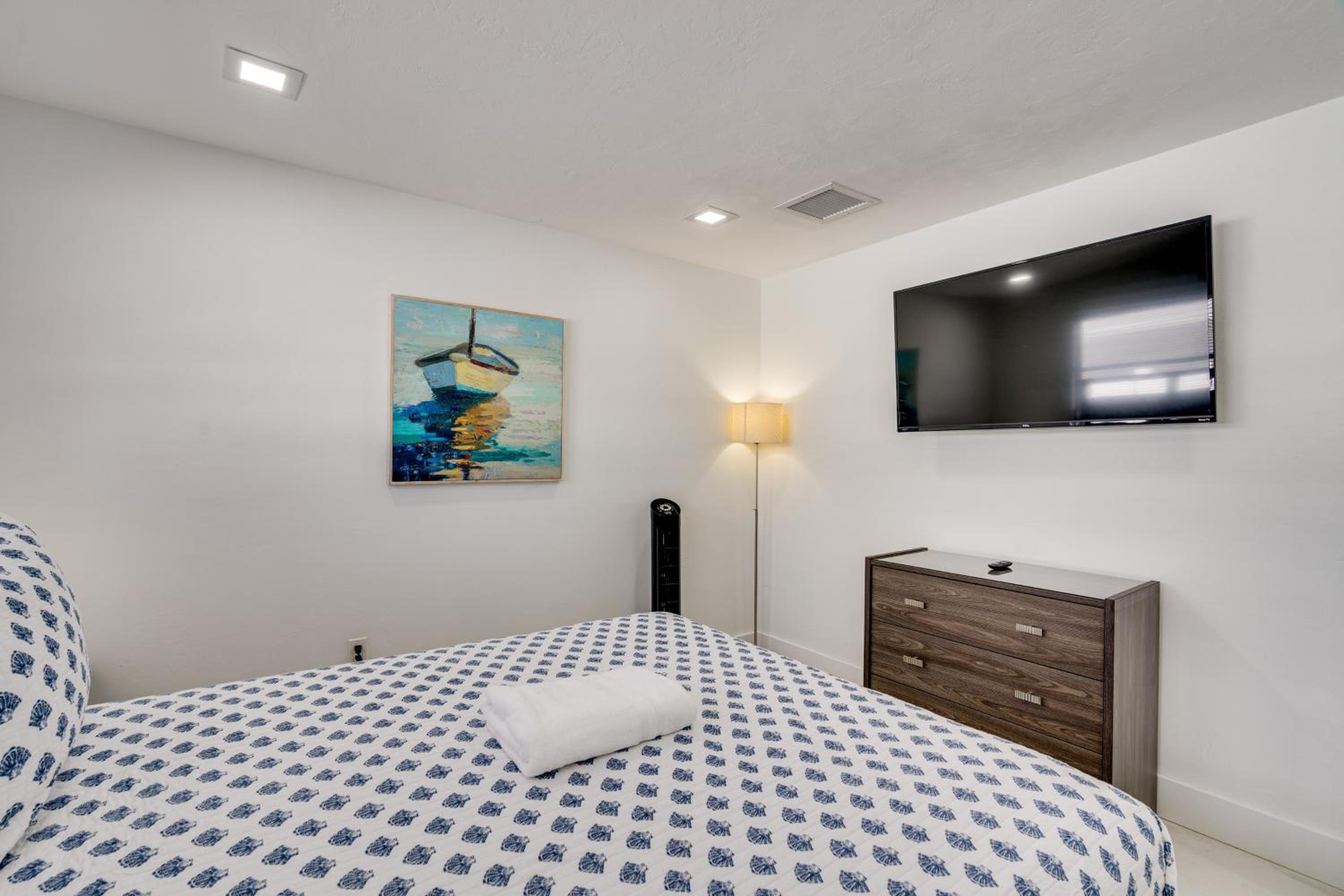 2 Mi to Marina and Beach Cape Coral Home with Dock