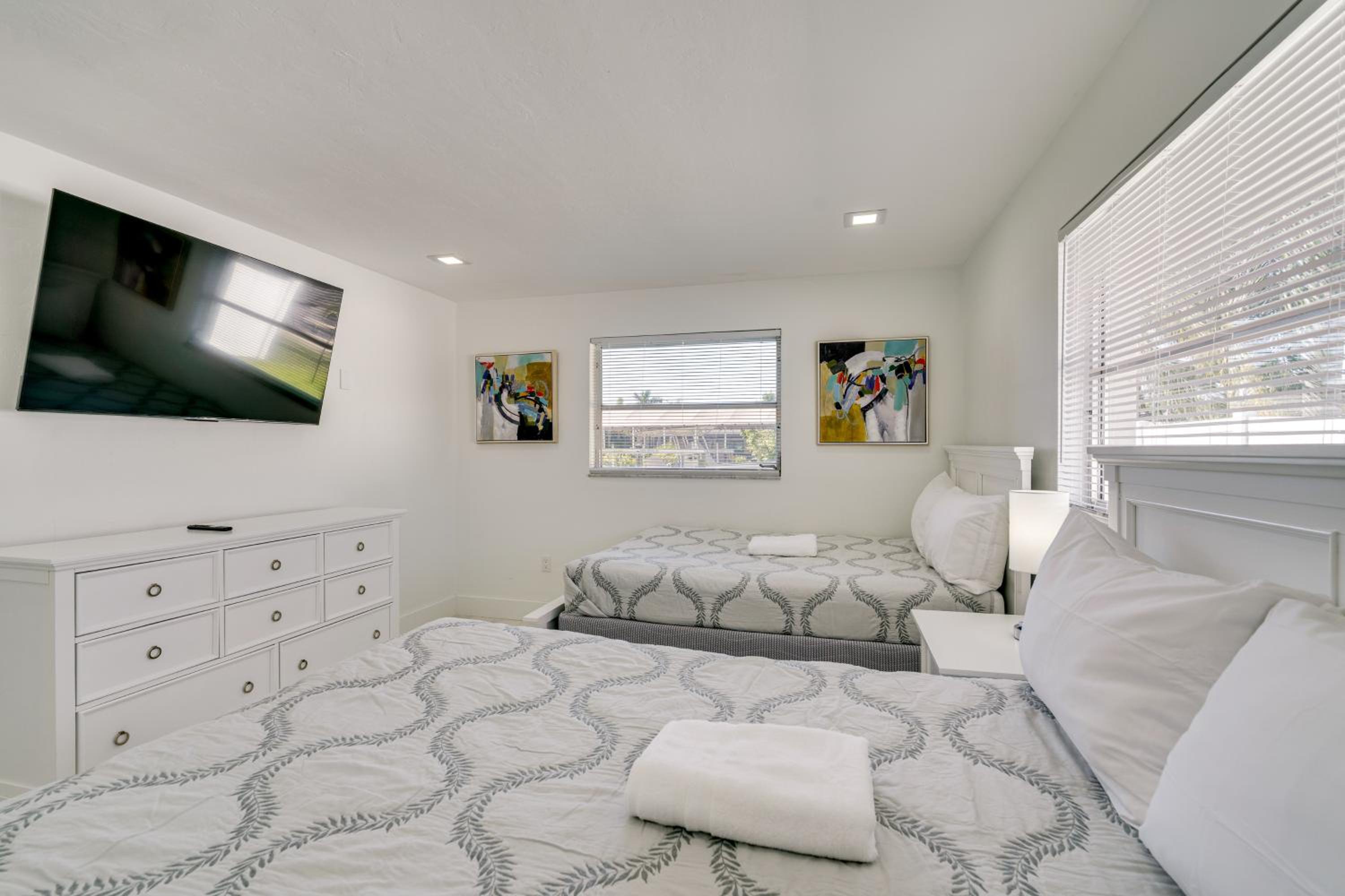 2 Mi to Marina and Beach Cape Coral Home with Dock