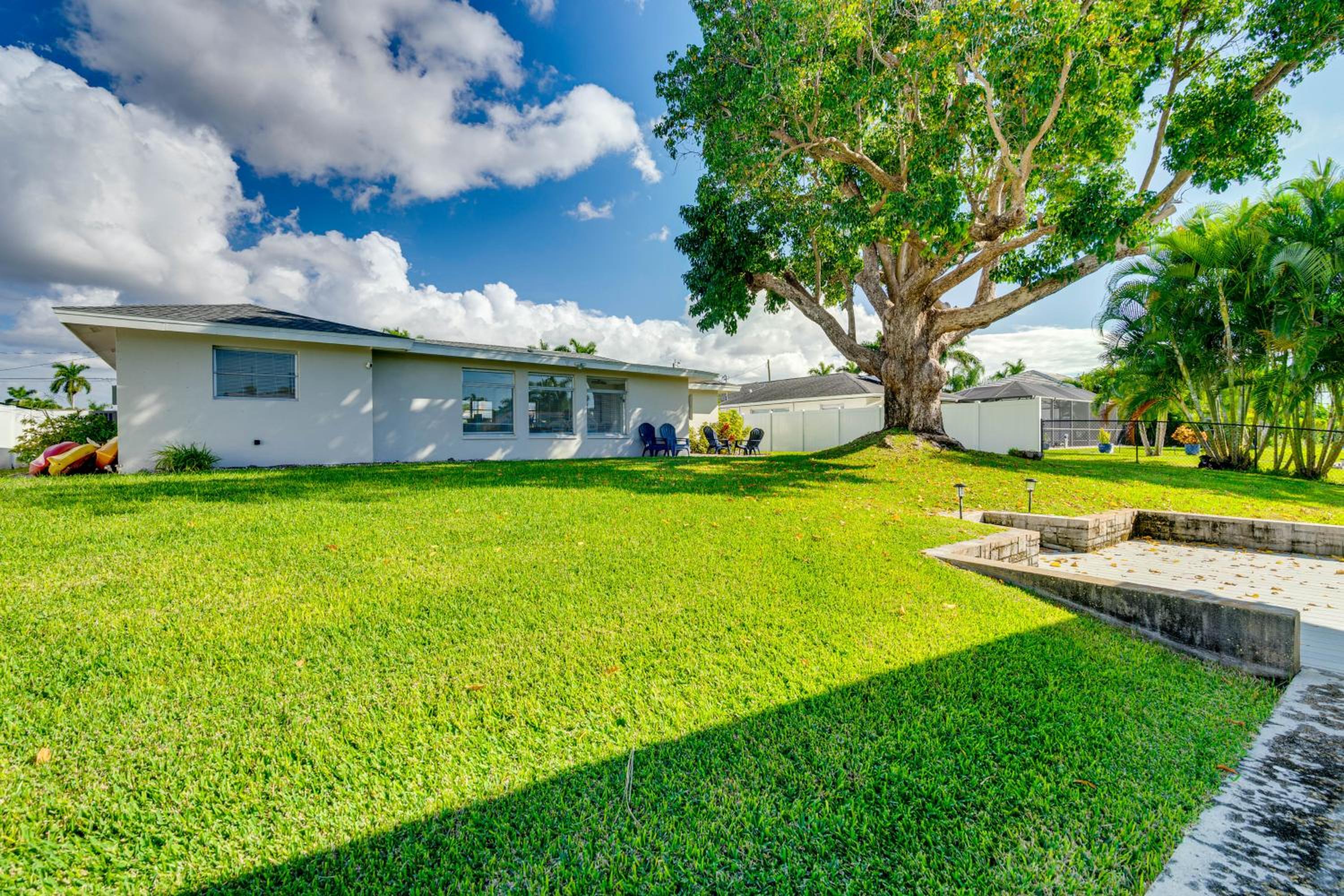2 Mi to Marina and Beach Cape Coral Home with Dock