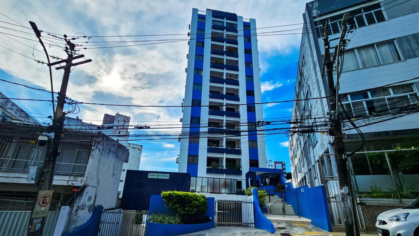 Apto Alto Padrao com Garagem e Piscina na Graca