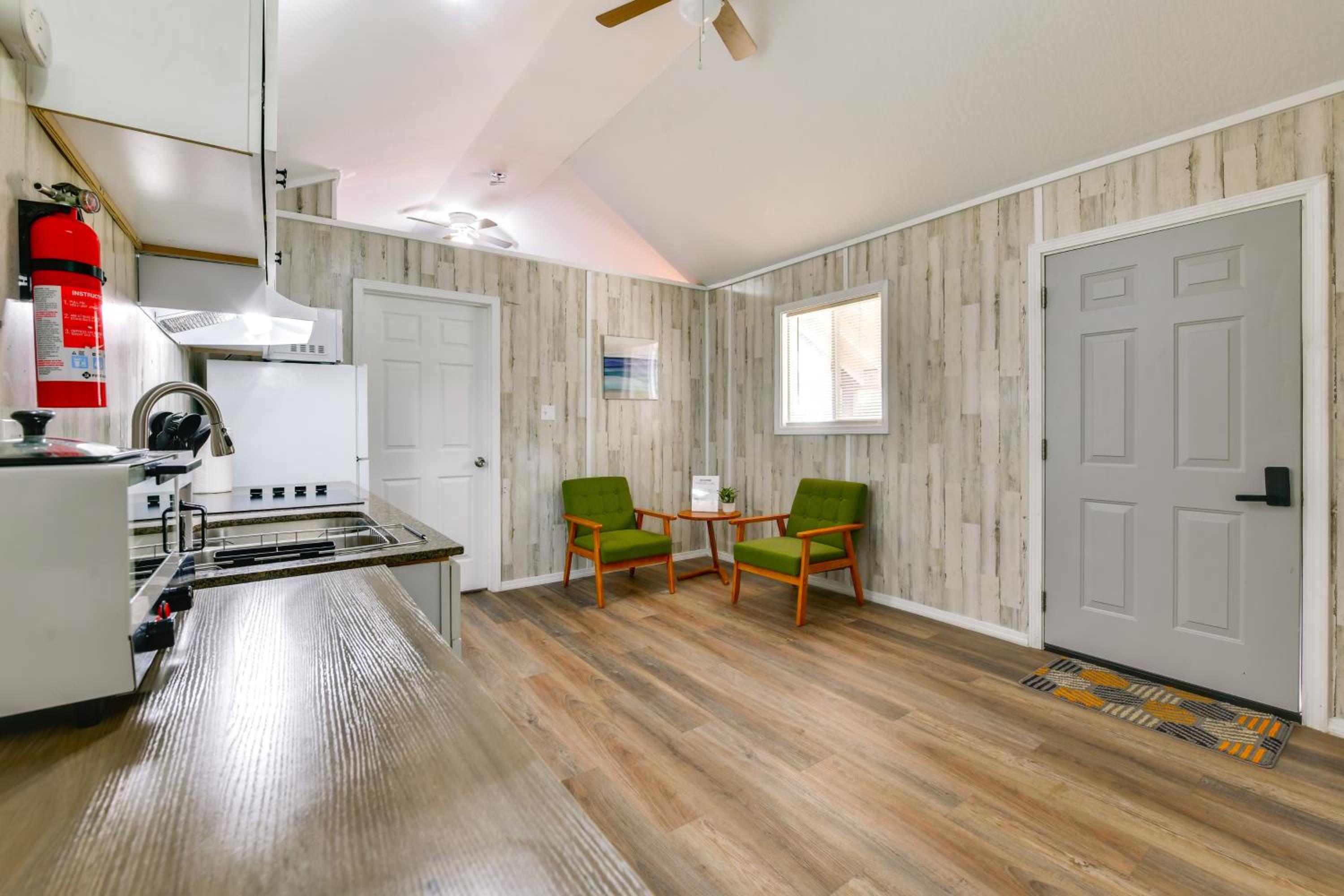 Pet-Friendly Picayune Tiny Home 4 Mi to Dtwn!