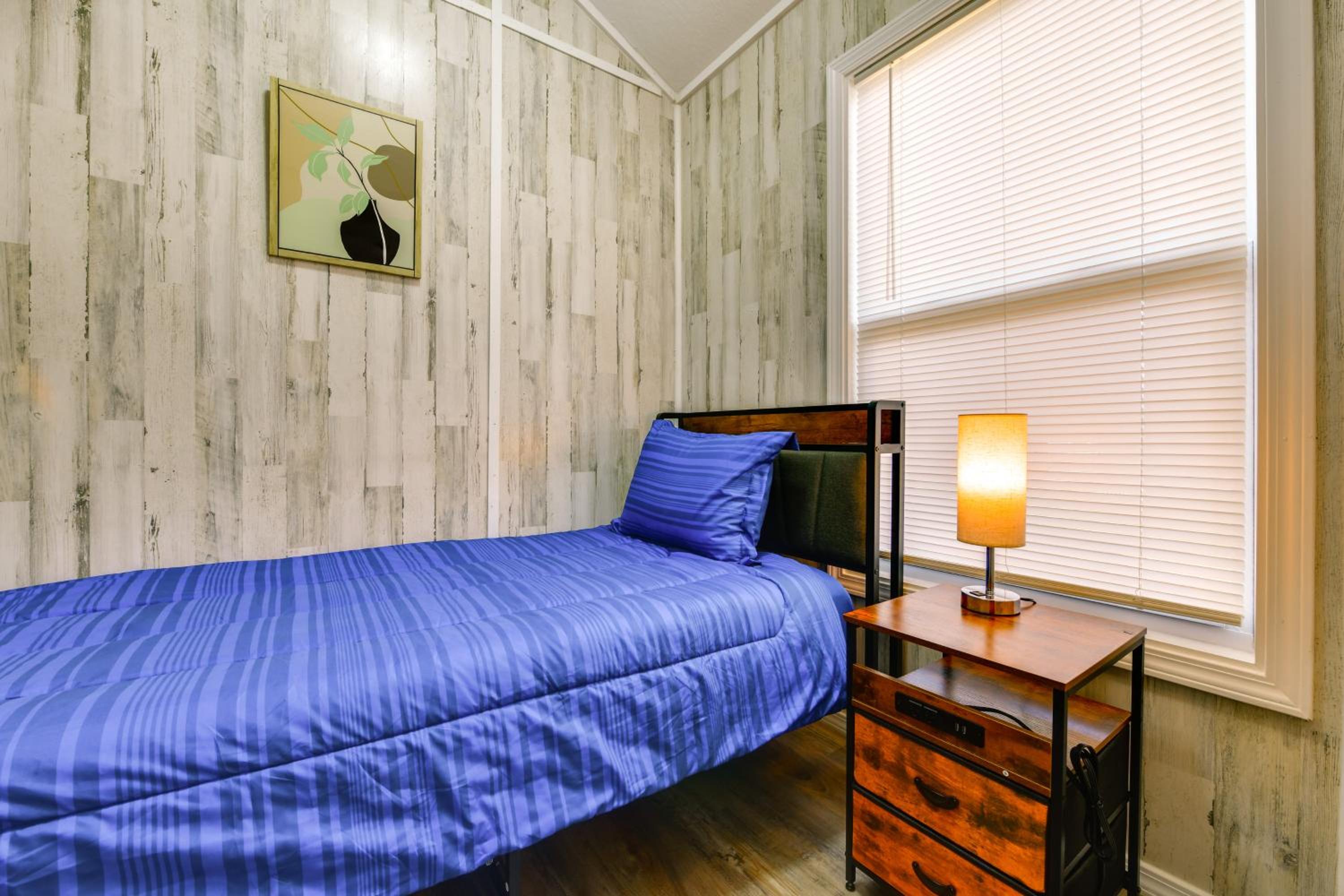 Pet-Friendly Picayune Tiny Home 4 Mi to Dtwn!