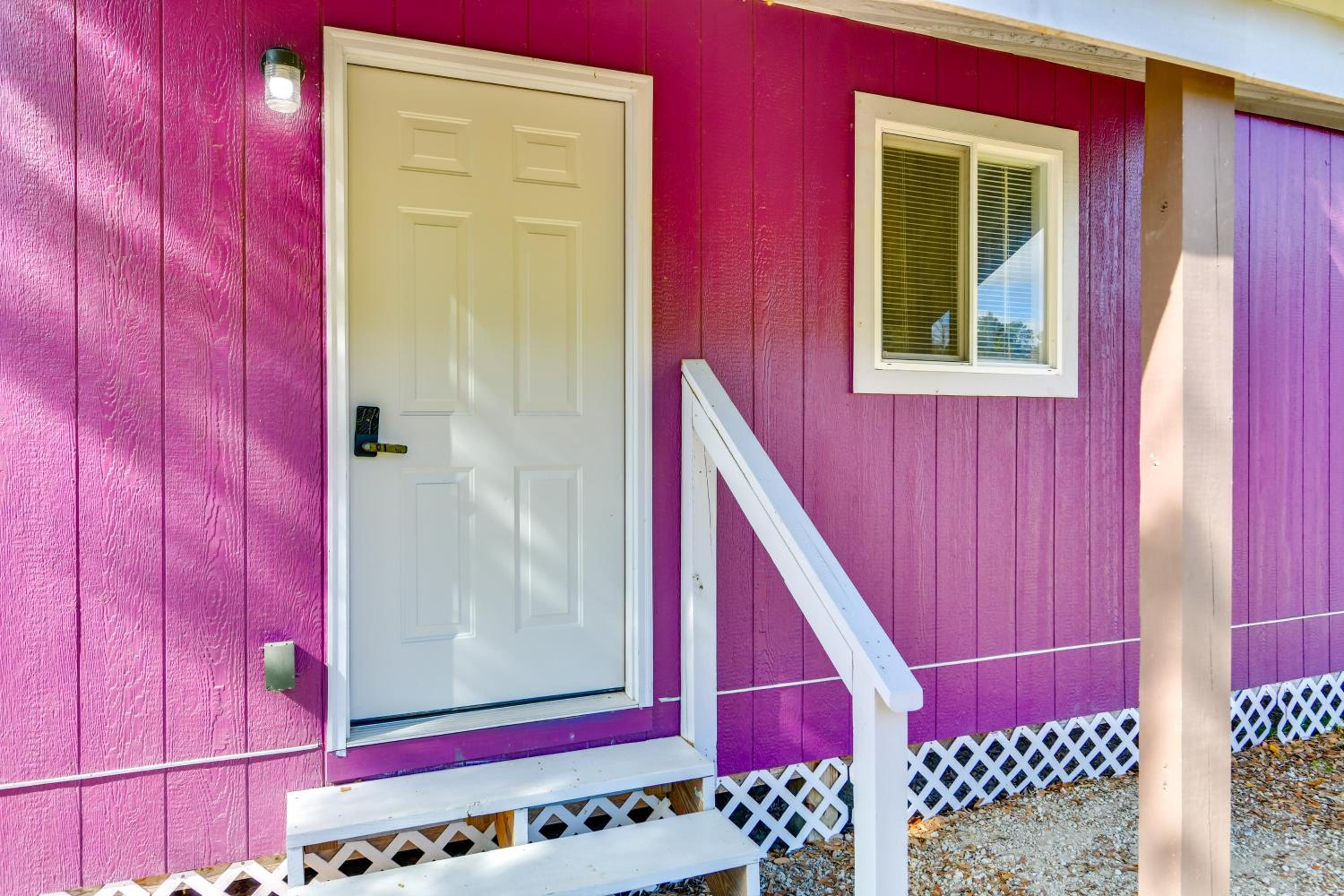 Pet-Friendly Picayune Tiny Home 4 Mi to Dtwn!