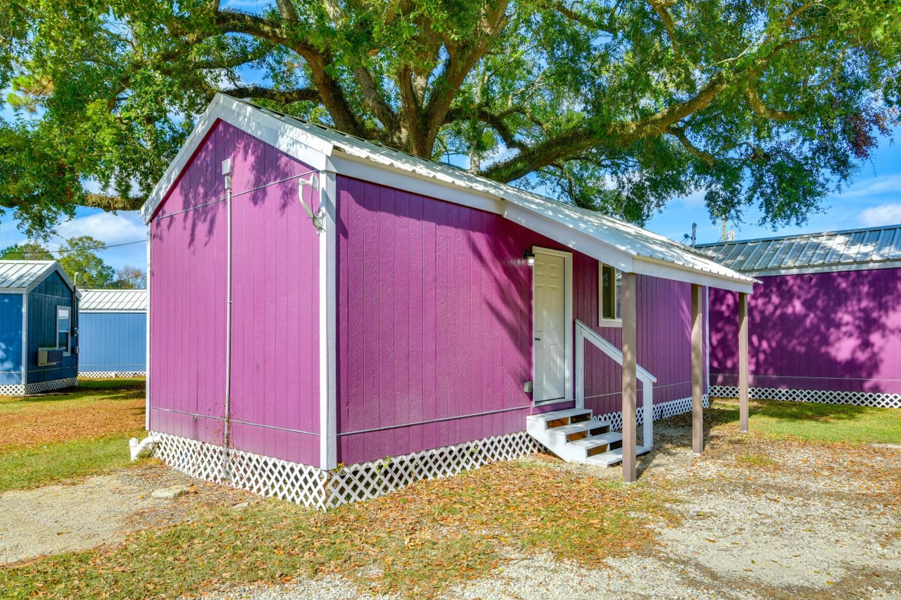 Pet-Friendly Picayune Tiny Home 4 Mi to Dtwn!
