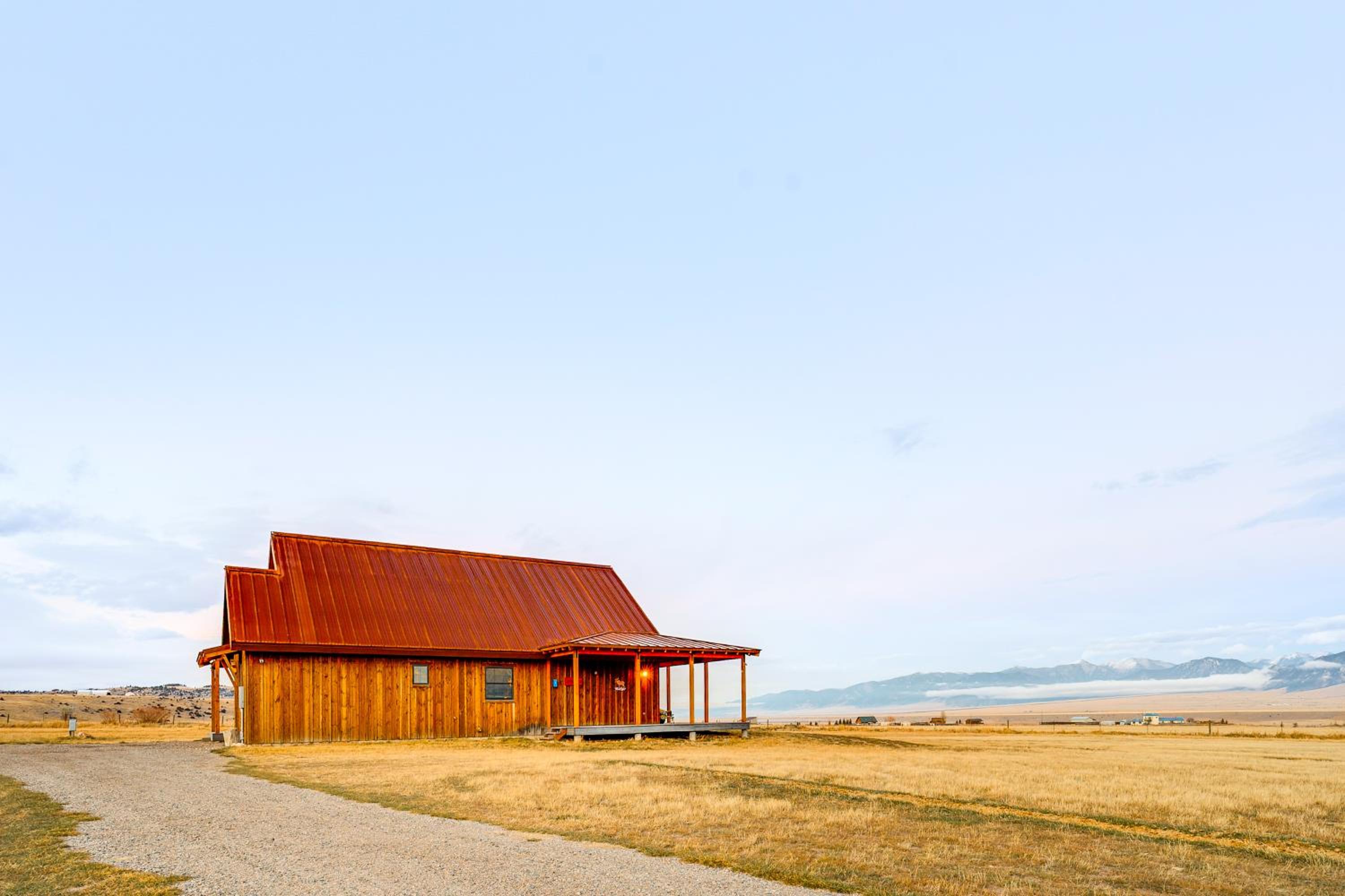 Fish, Hike and Explore! Ennis Cabin - 13 Mi to Town
