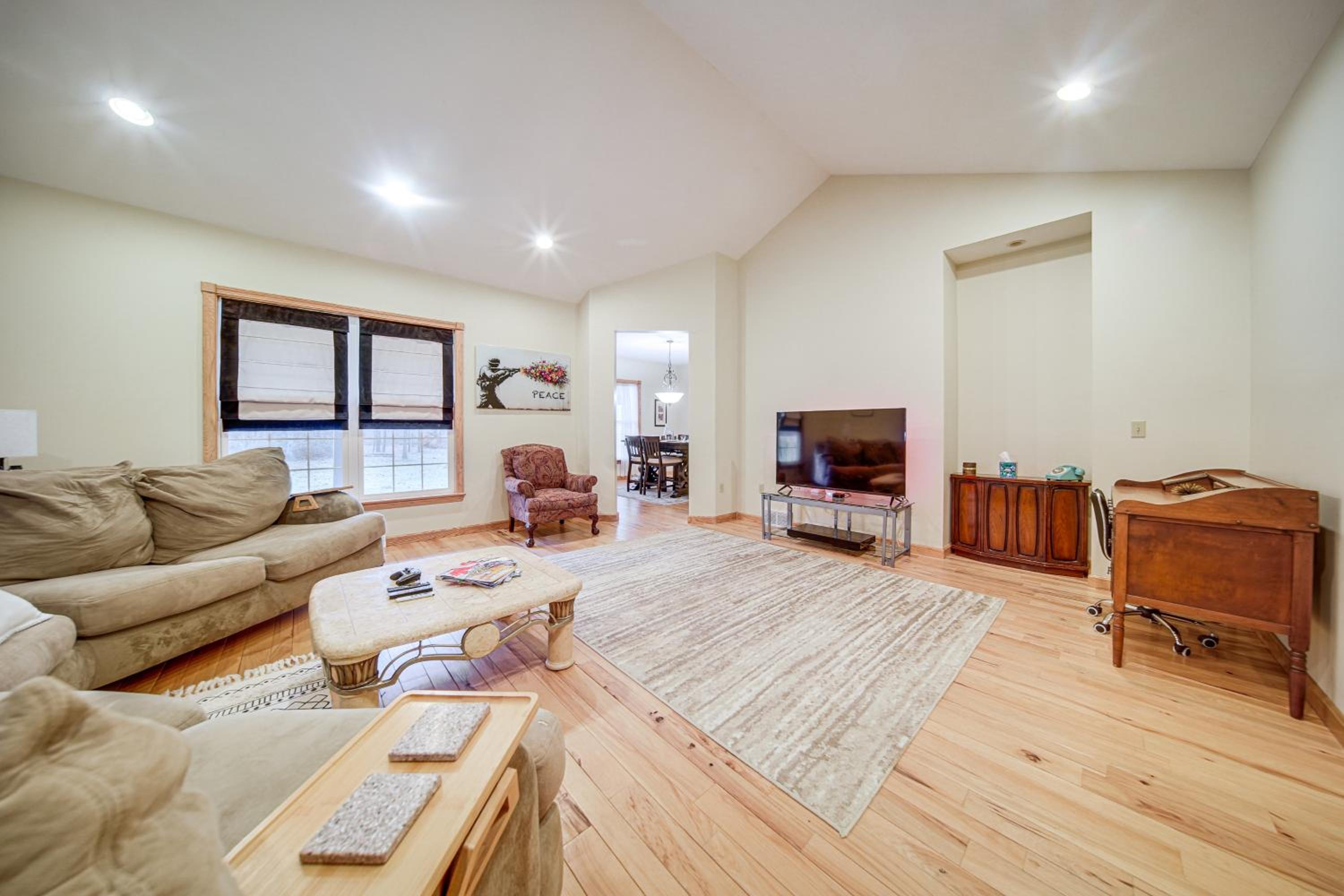 Family and Pet Friendly! 7-Acre Escape in Jefferson