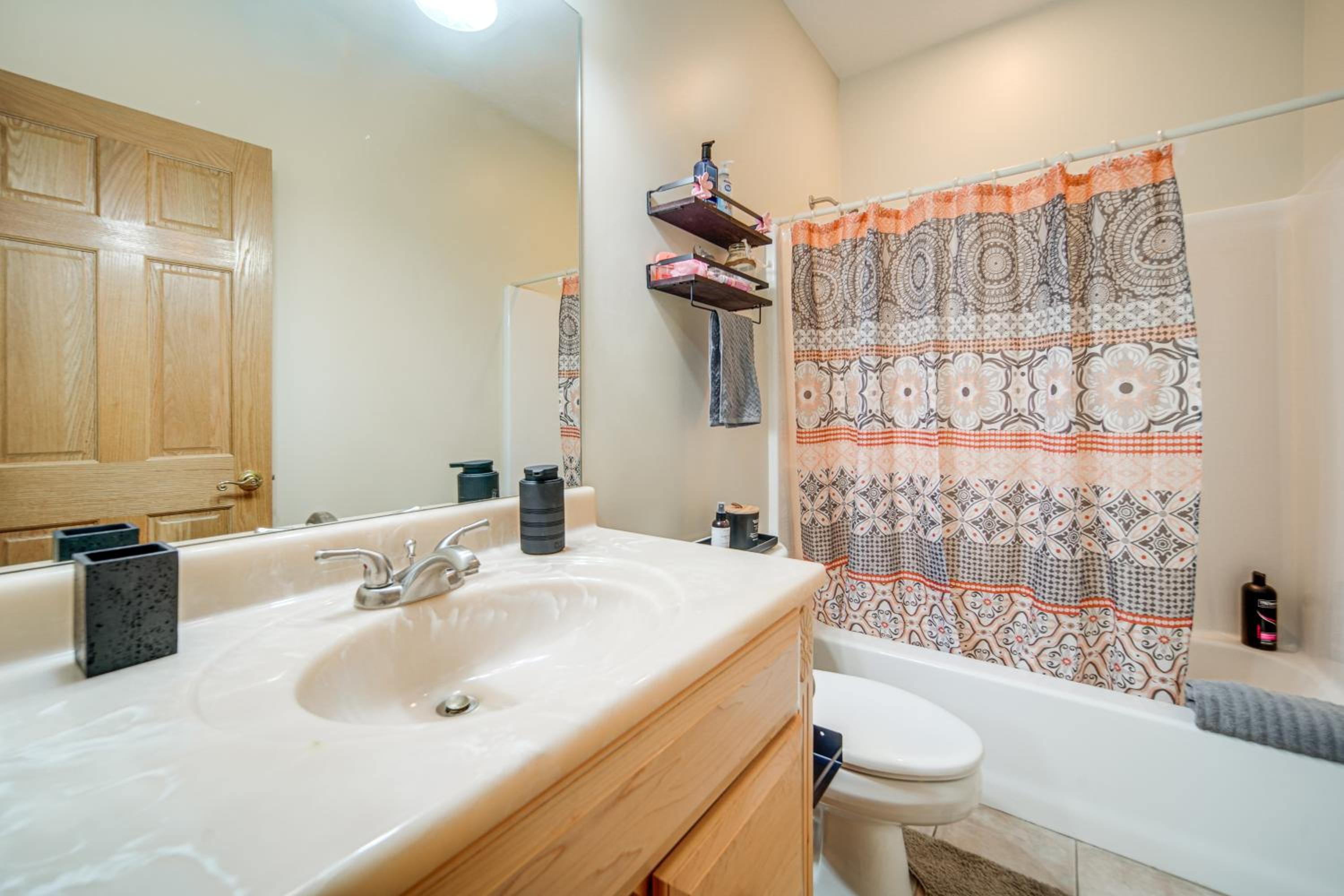 Family and Pet Friendly! 7-Acre Escape in Jefferson