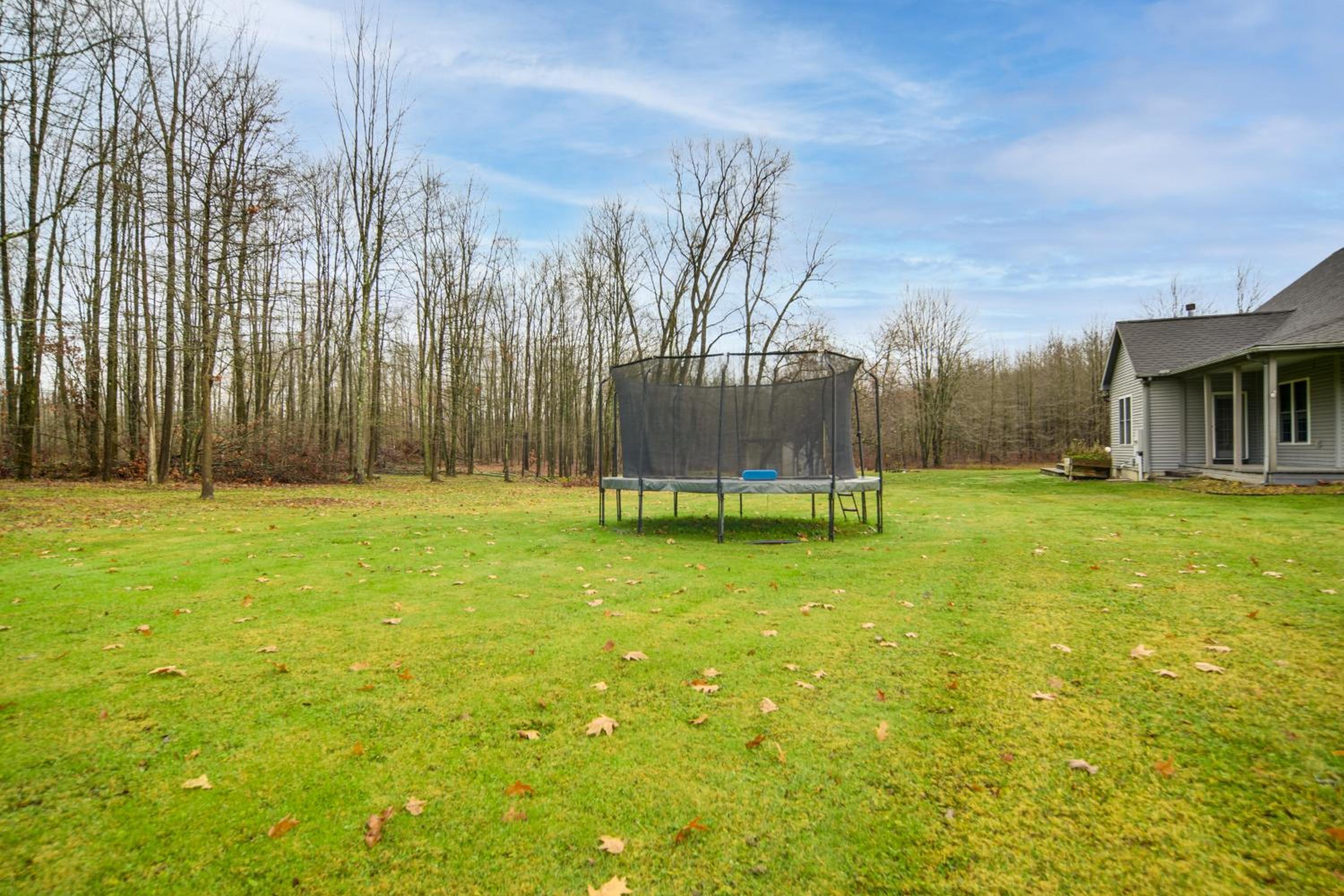 Family and Pet Friendly! 7-Acre Escape in Jefferson