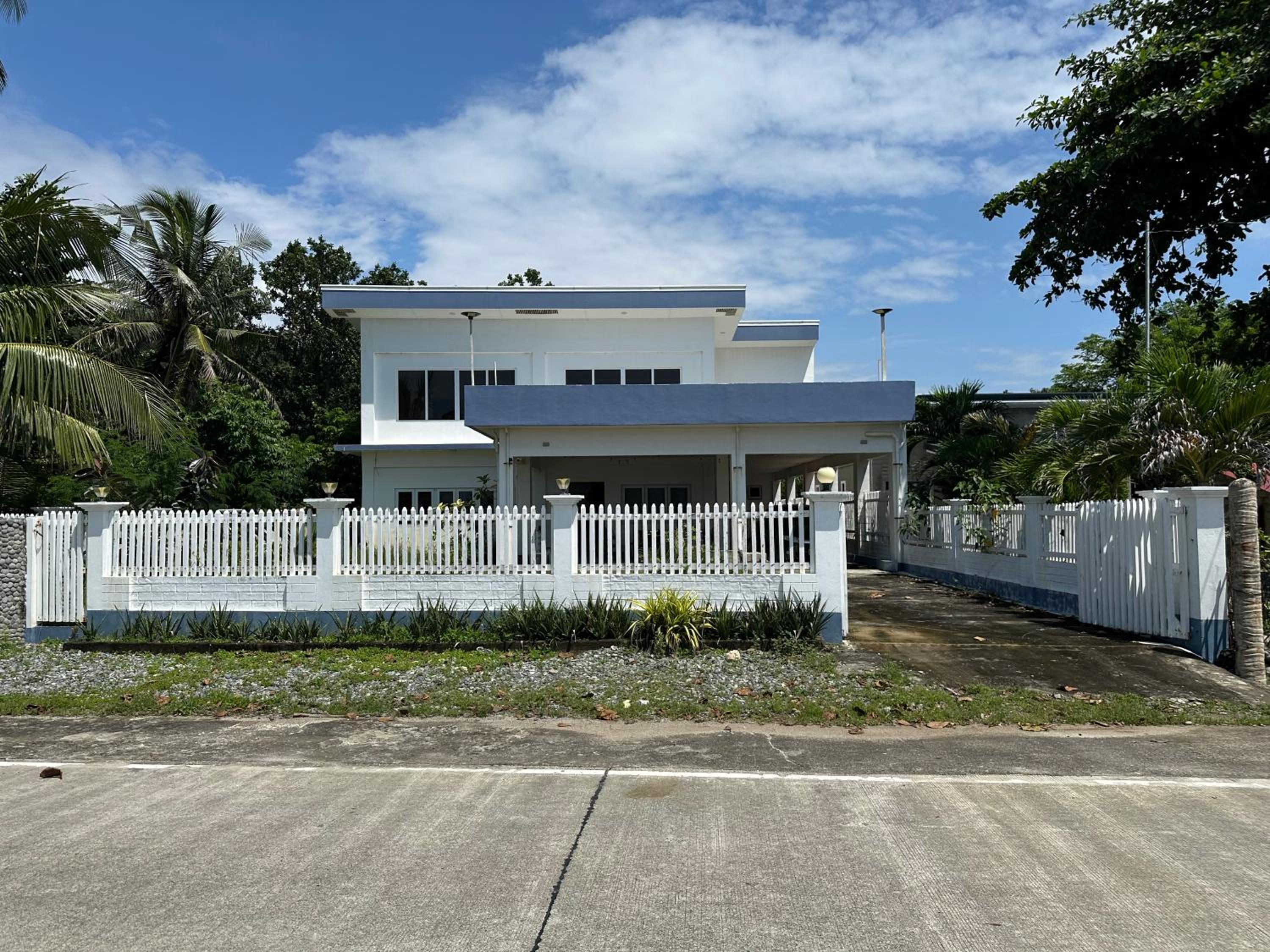 Bateria Seaside Lodge