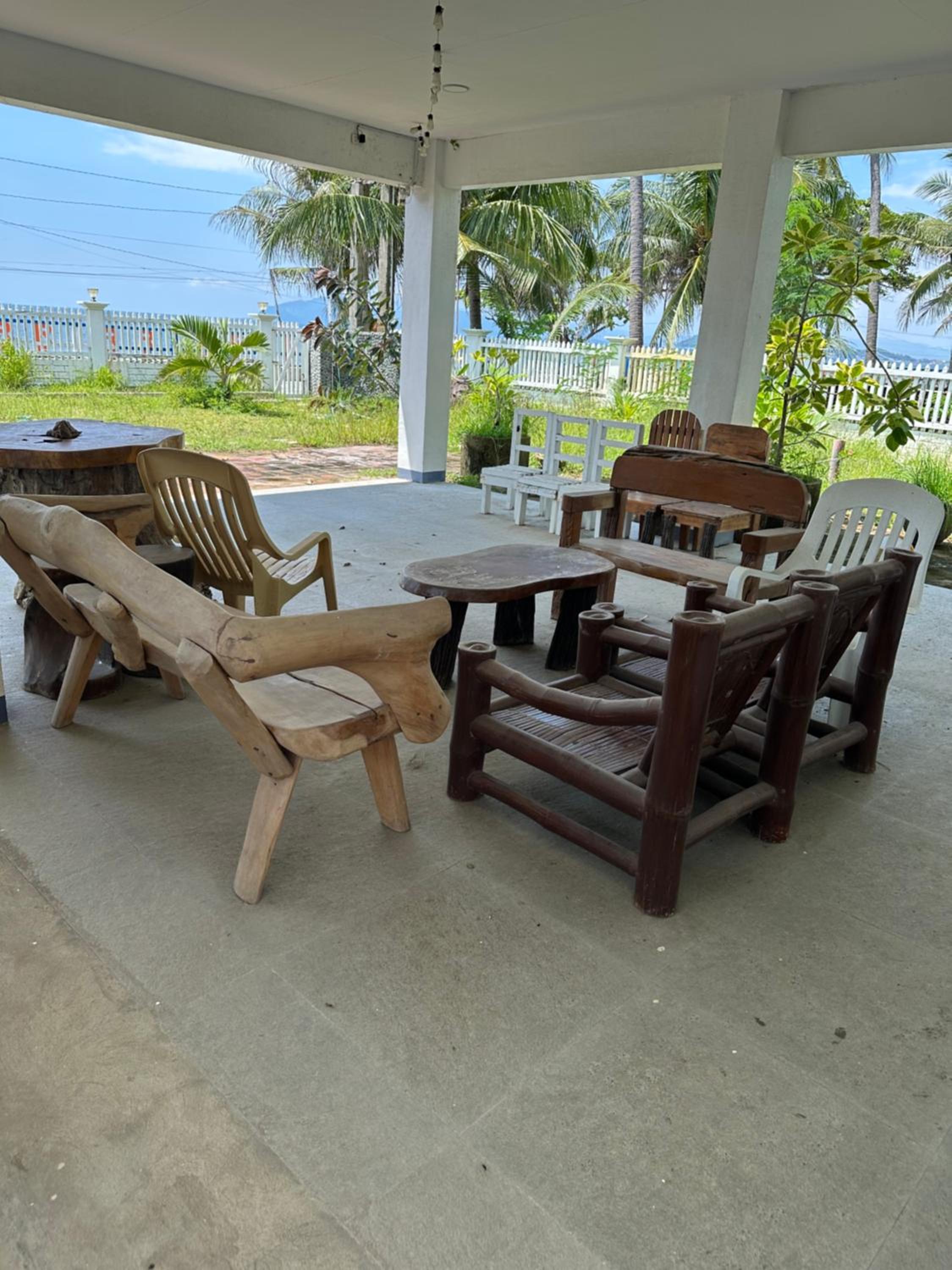 Bateria Seaside Lodge