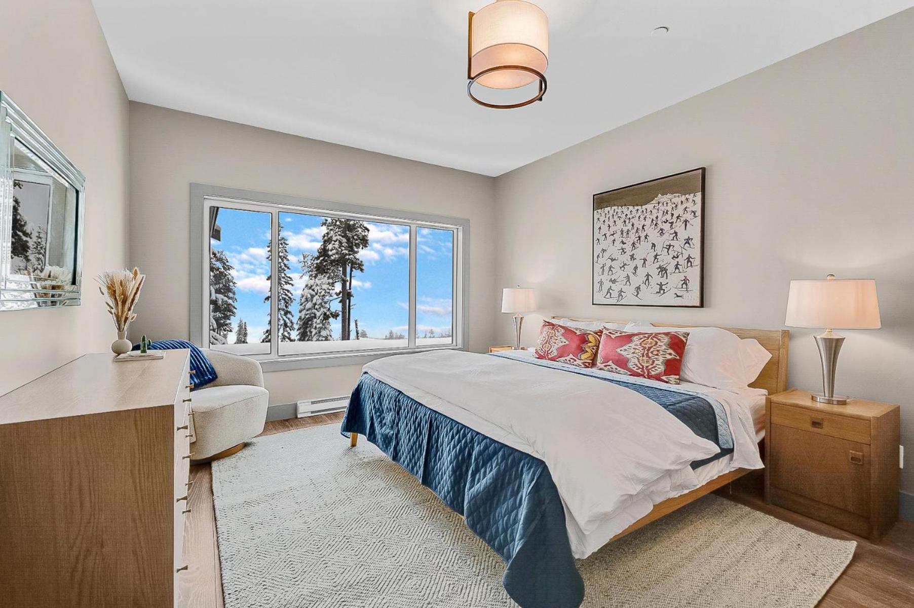 Western Star Chalet Ski in out and Amazing Mtn View