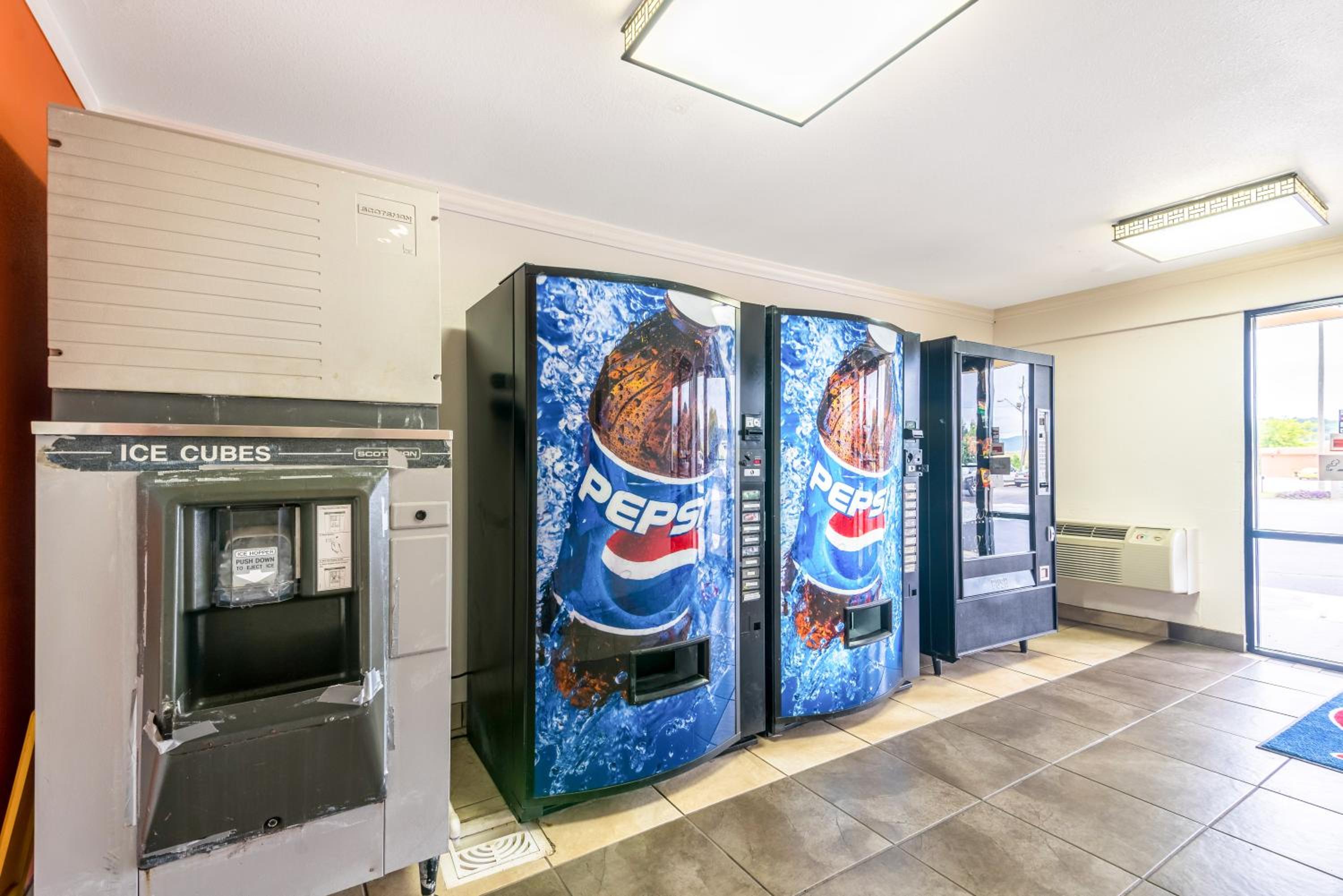 Oxford Vacations - Motel 6-Anniston, AL - Property Image 12