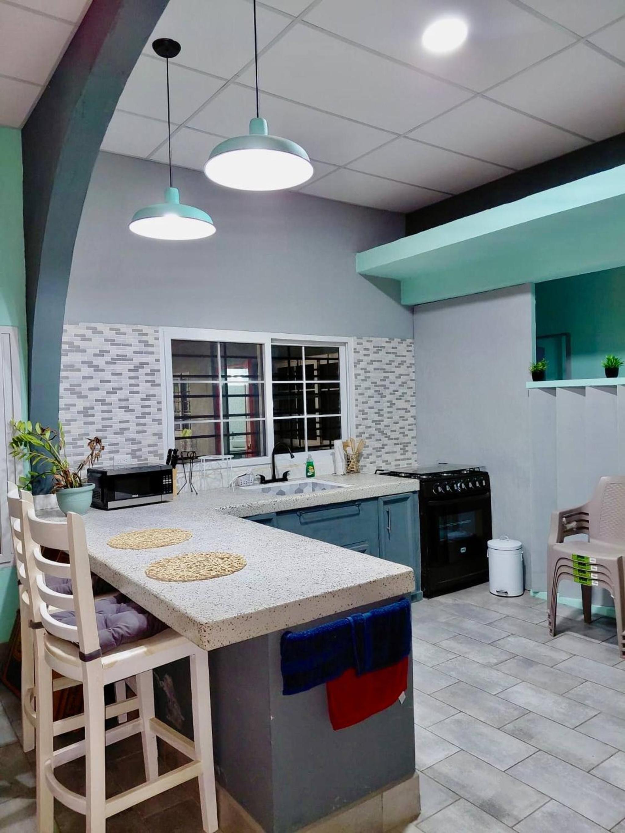 Peaceful Morales Getaway with 3 Spacious Bedrooms