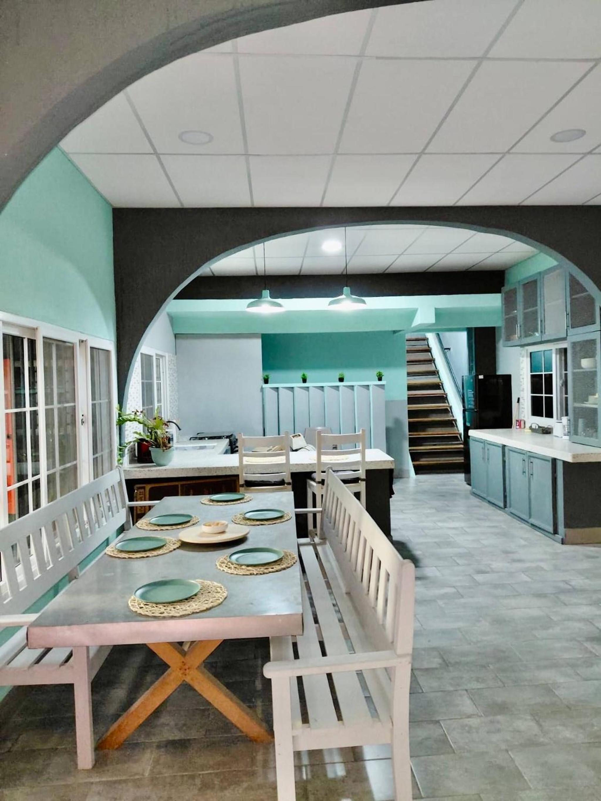 Peaceful Morales Getaway with 3 Spacious Bedrooms