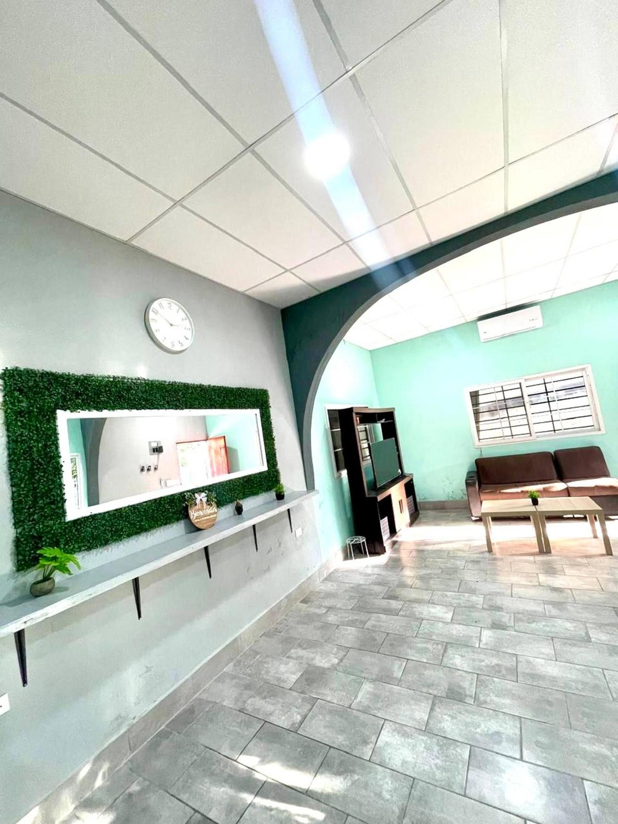 Peaceful Morales Getaway with 3 Spacious Bedrooms