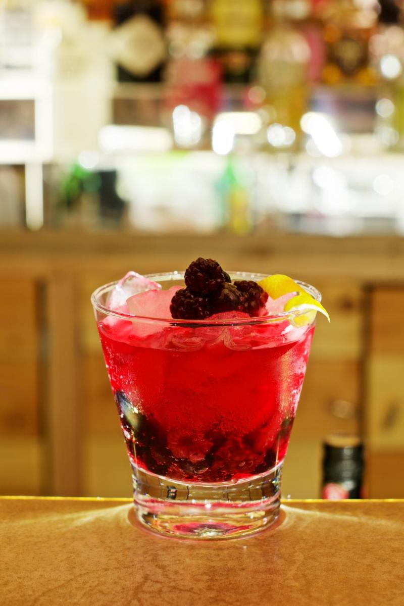 bar