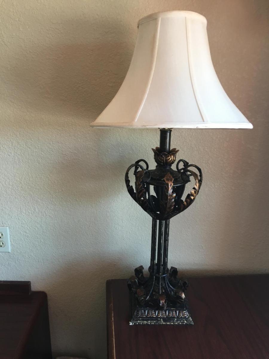 Marianna Vacations - Best Value Inn Motel Sandusky - Property Image 2