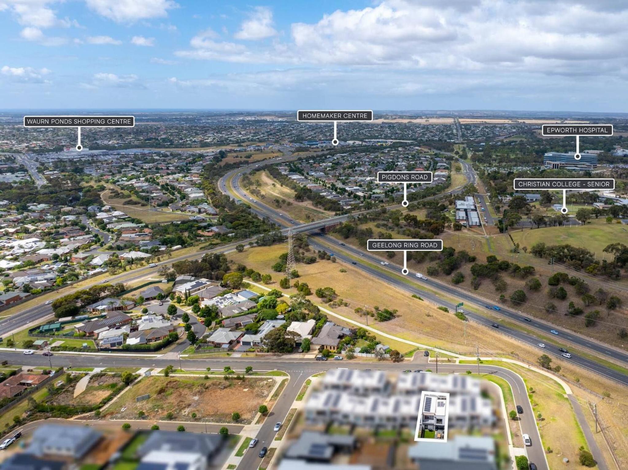 Modern Highton Hideaway Quiet Townhouse Comfort