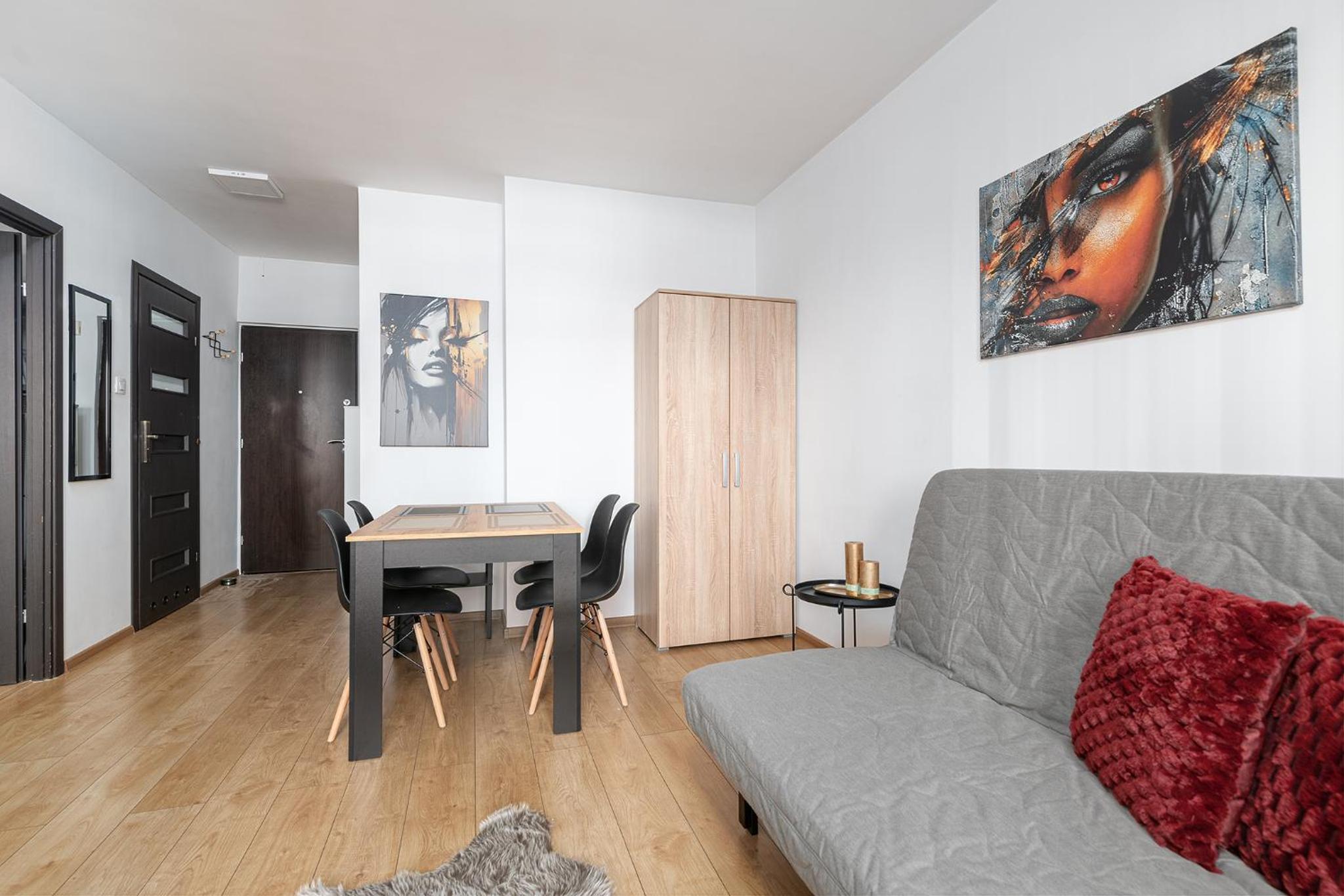 RentPlanet - Apartament Chałubińskiego