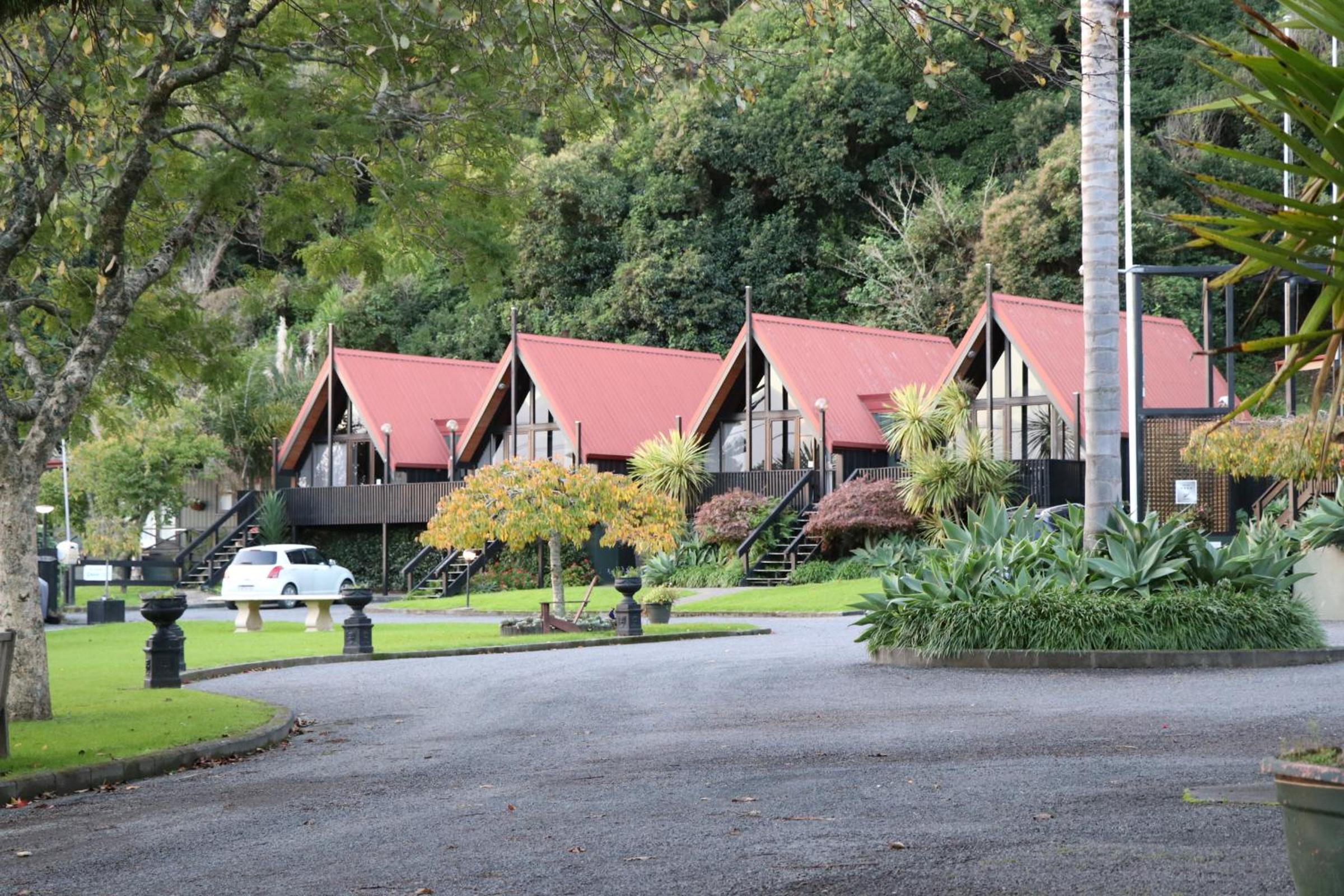 Coastal Motor Lodge