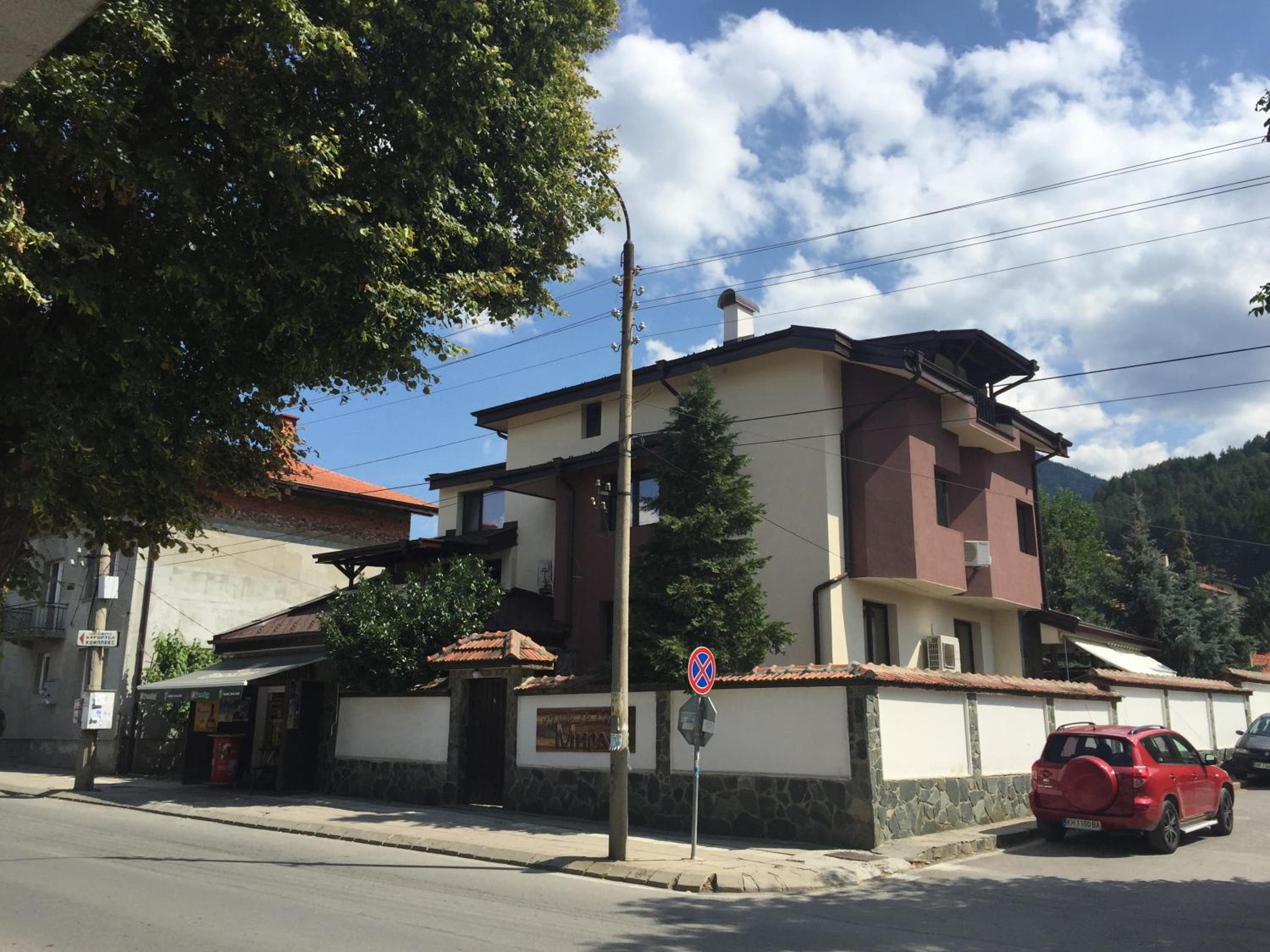 Guest House Mira