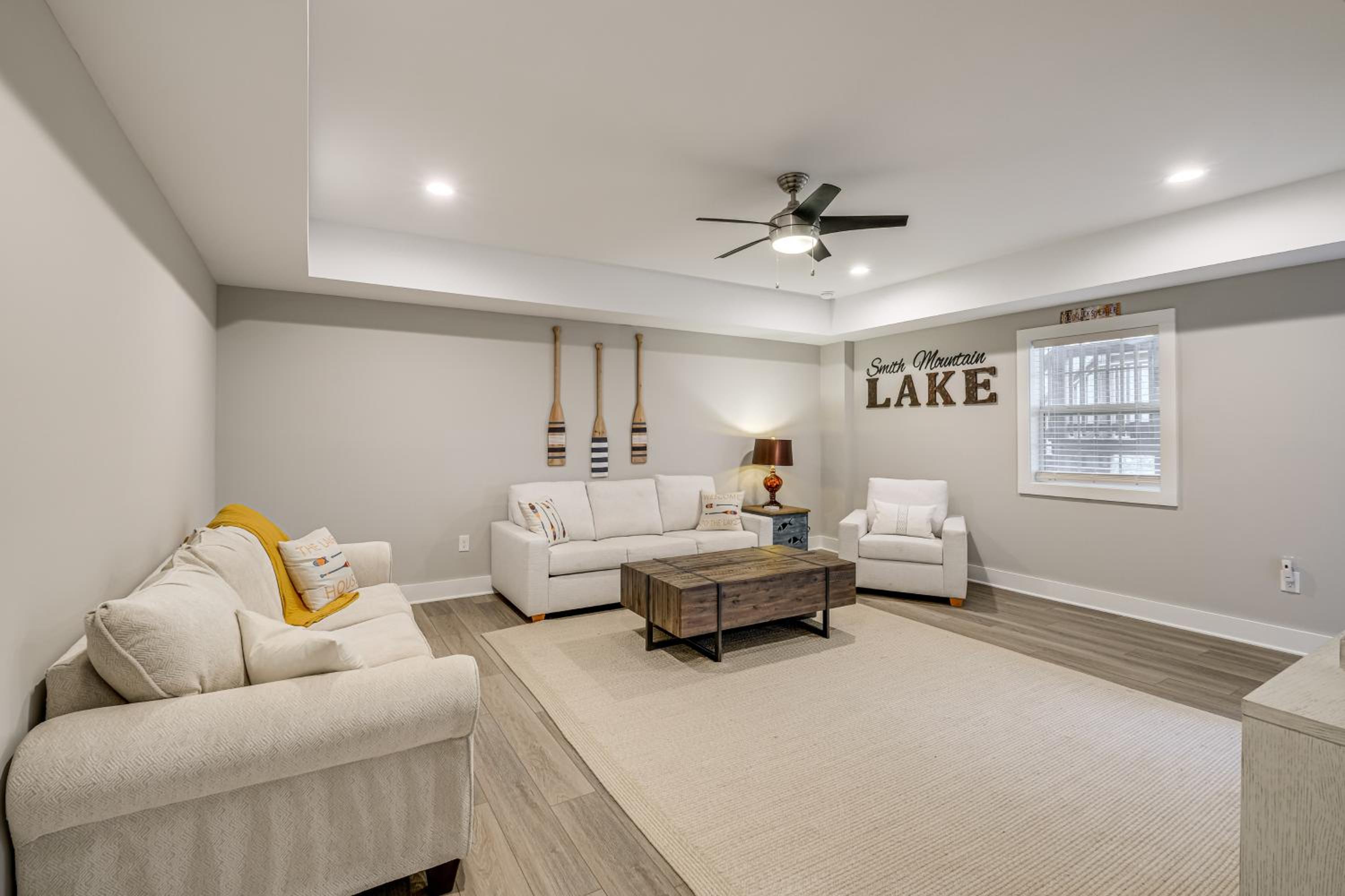 Getaway with Resort Perks at Smith Mountain Lake!
