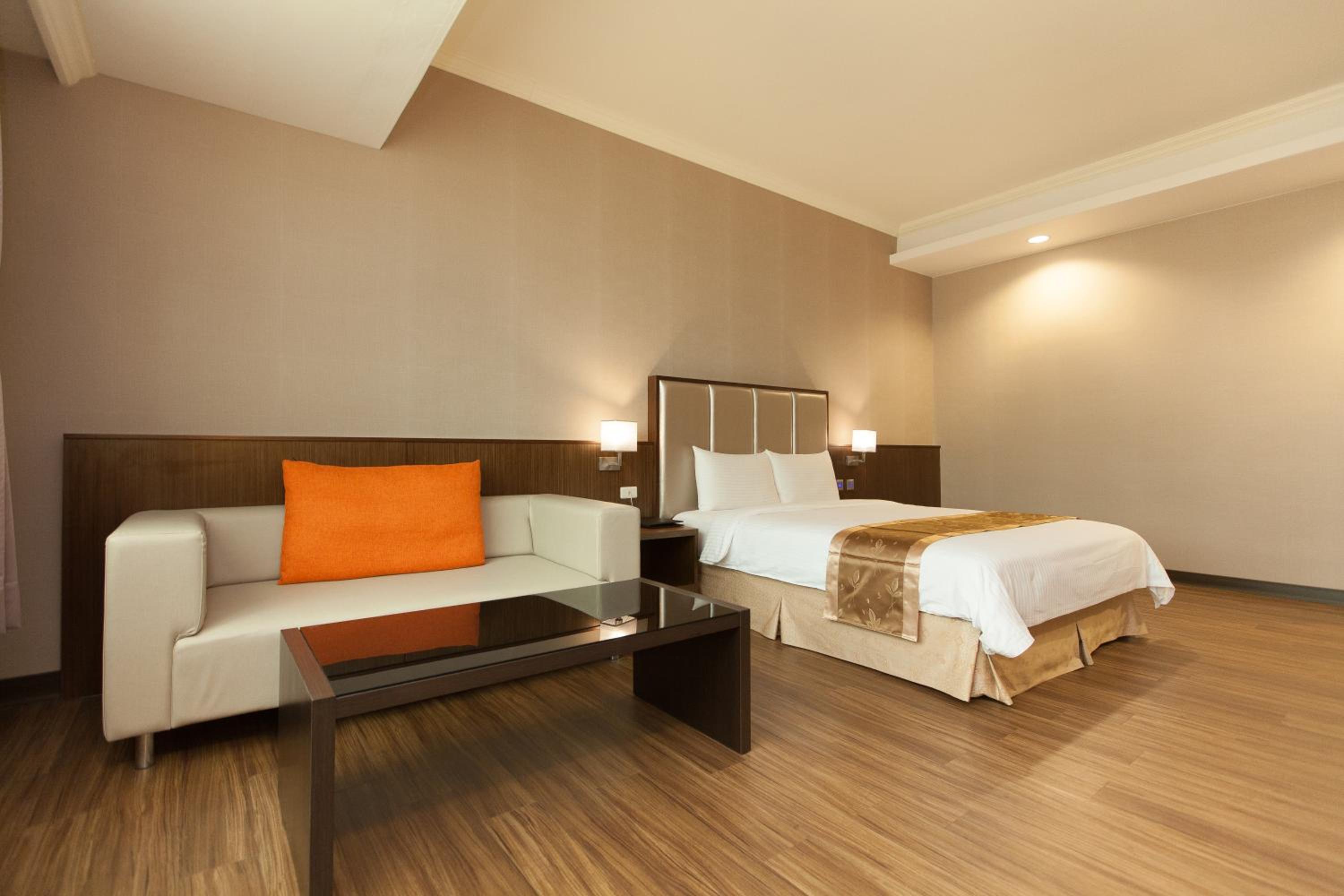 Hub Hotel Chiayi