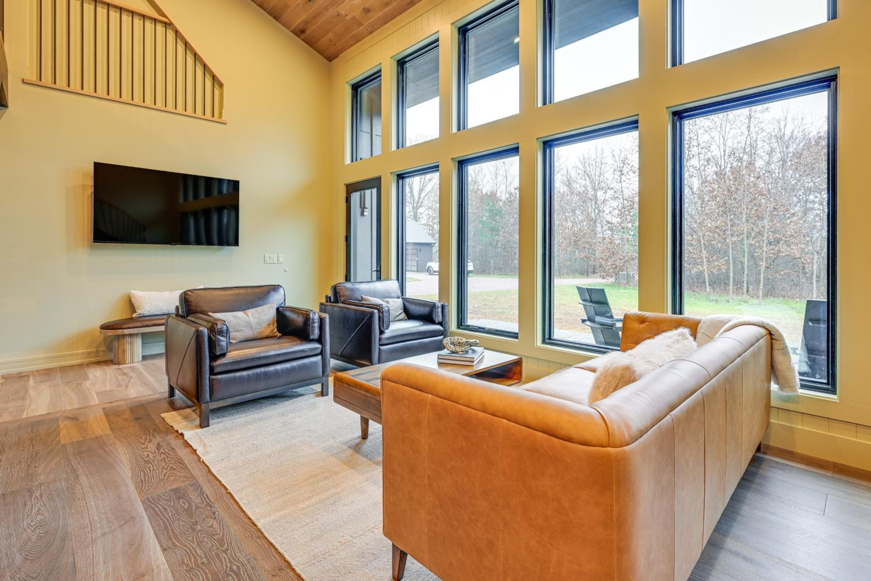 Walk to Lake! Modern Wisconsin Home with Patio