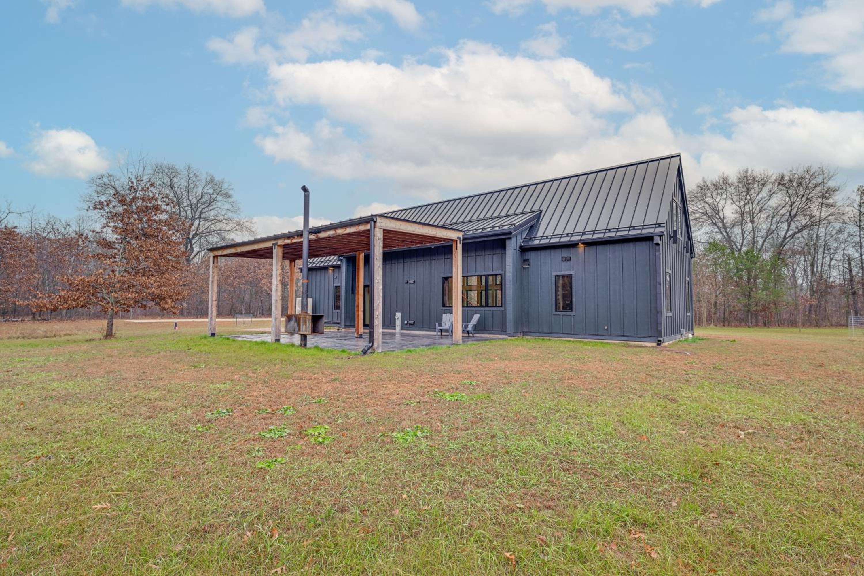 Walk to Lake! Modern Wisconsin Home with Patio