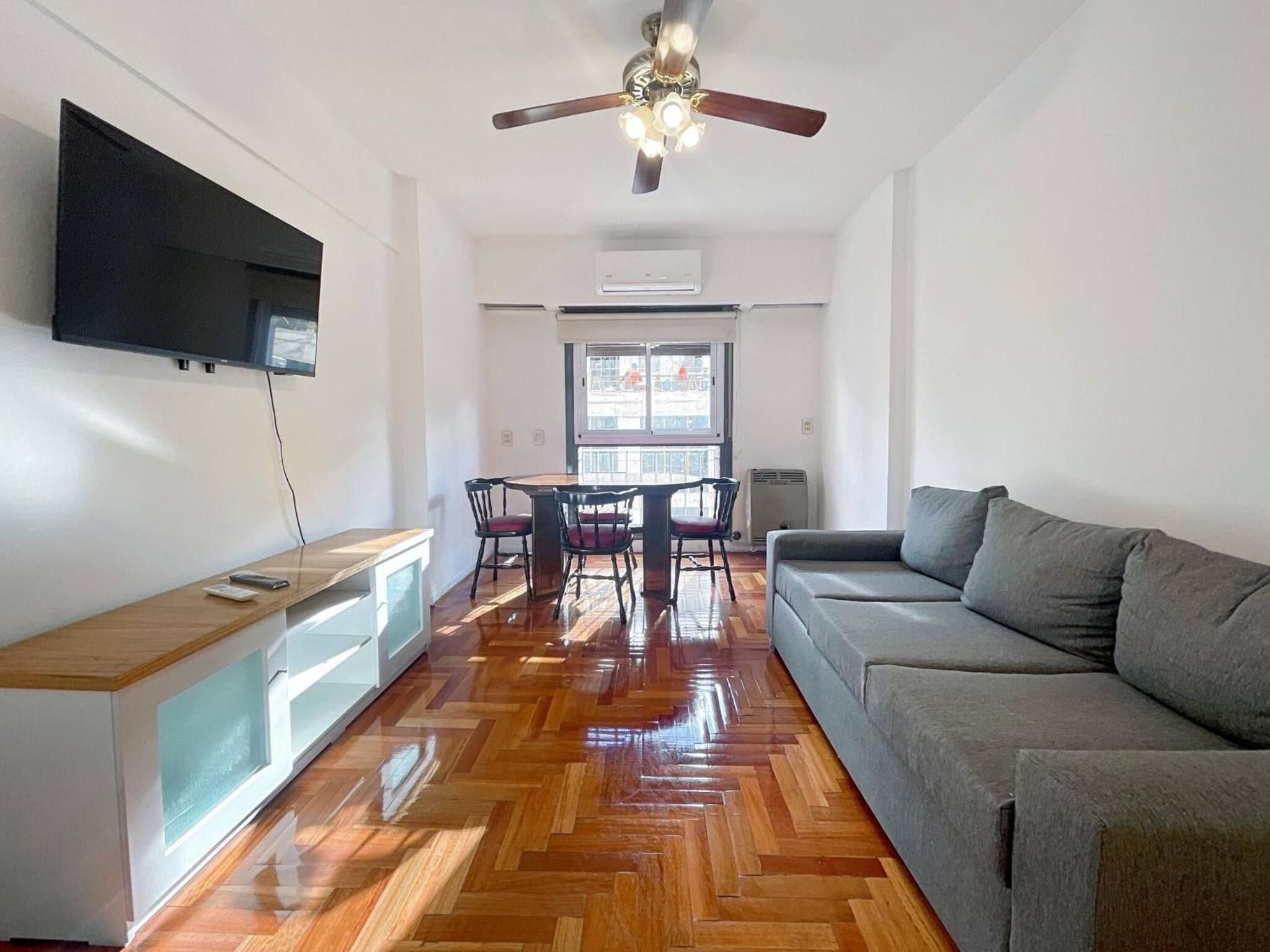 Beautiful 2 bedrooms and Cozy Apartment in the Heart of Palermo