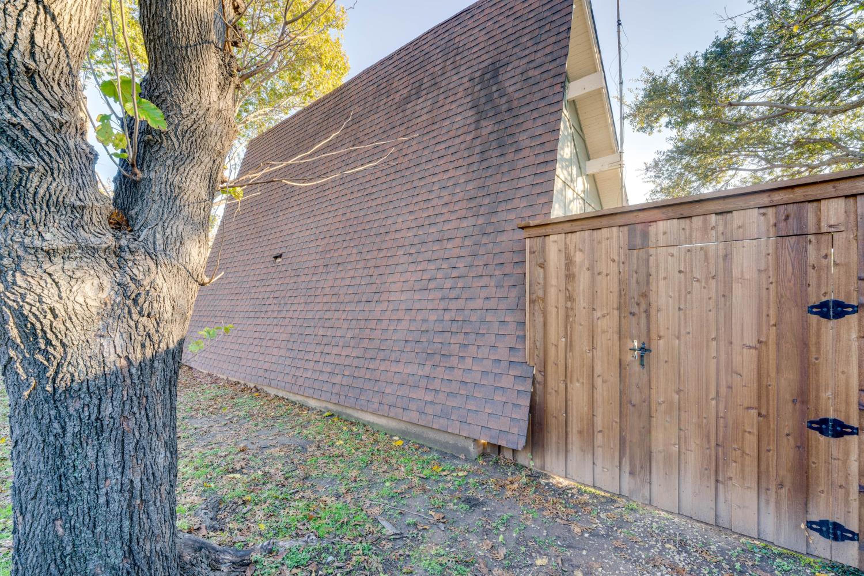 Walk to Historic Dtwn Frisco! Updated A-Frame Home