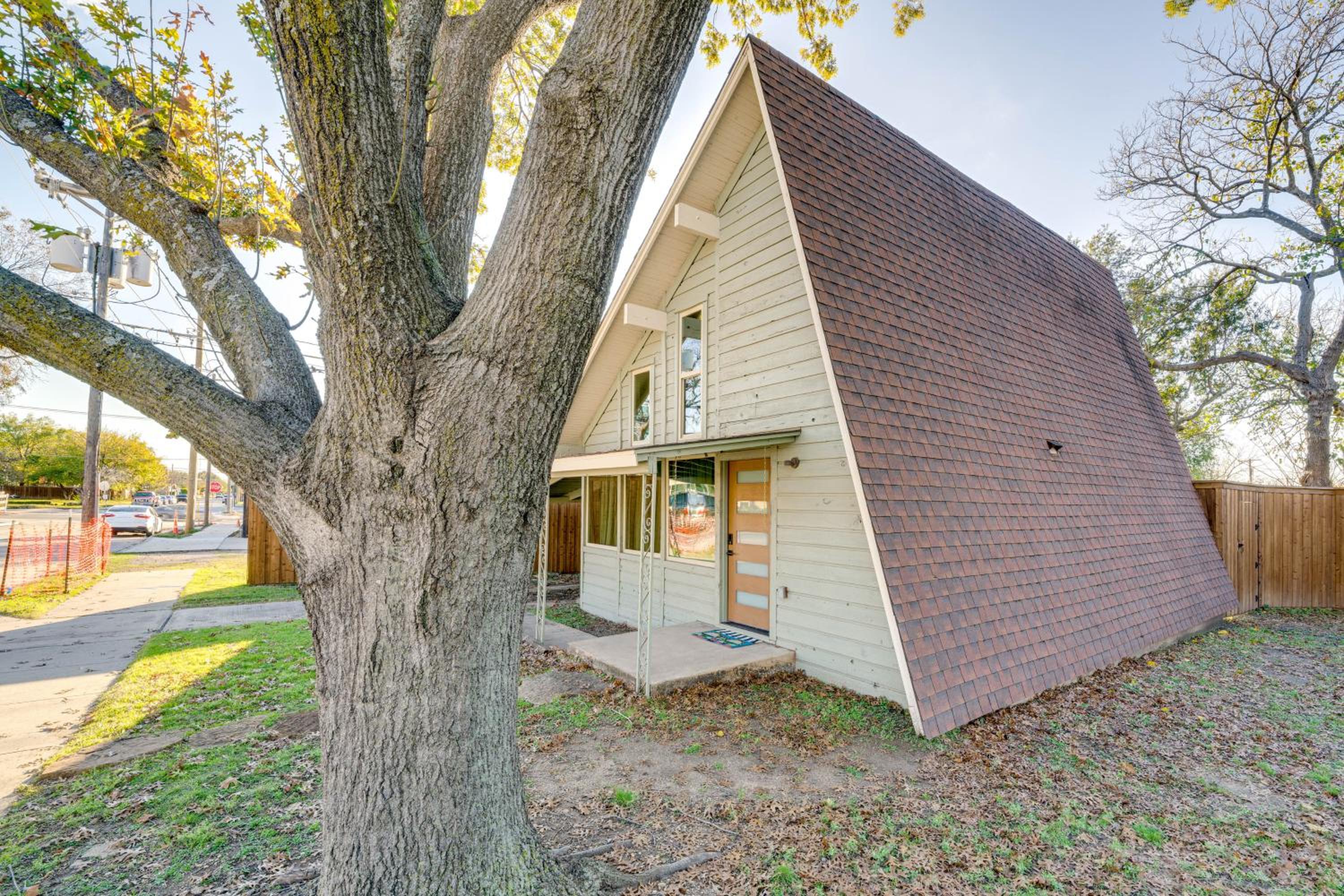 Walk to Historic Dtwn Frisco! Updated A-Frame Home