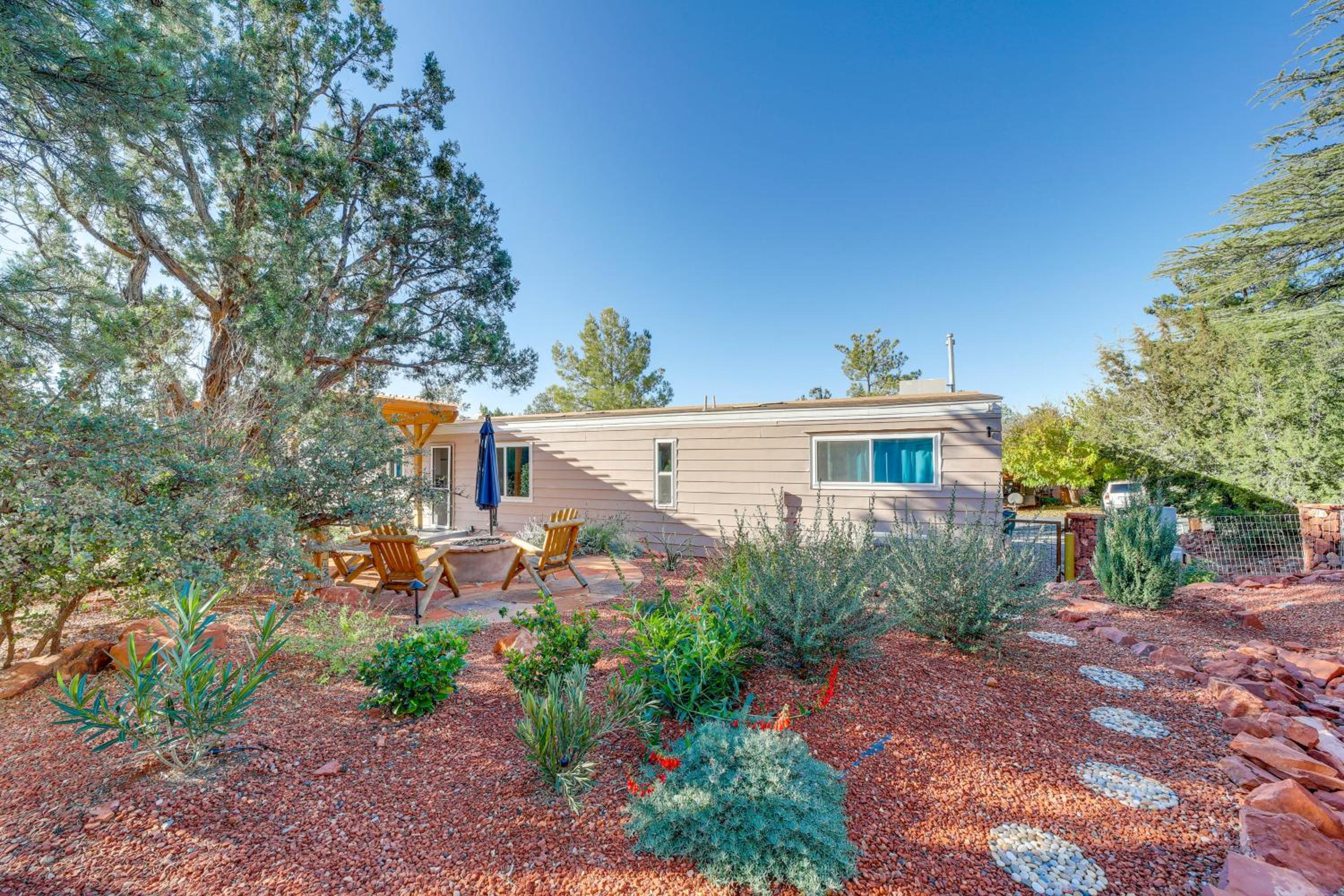 Walk to Trails! West Sedona Retreat with Deck and Yard