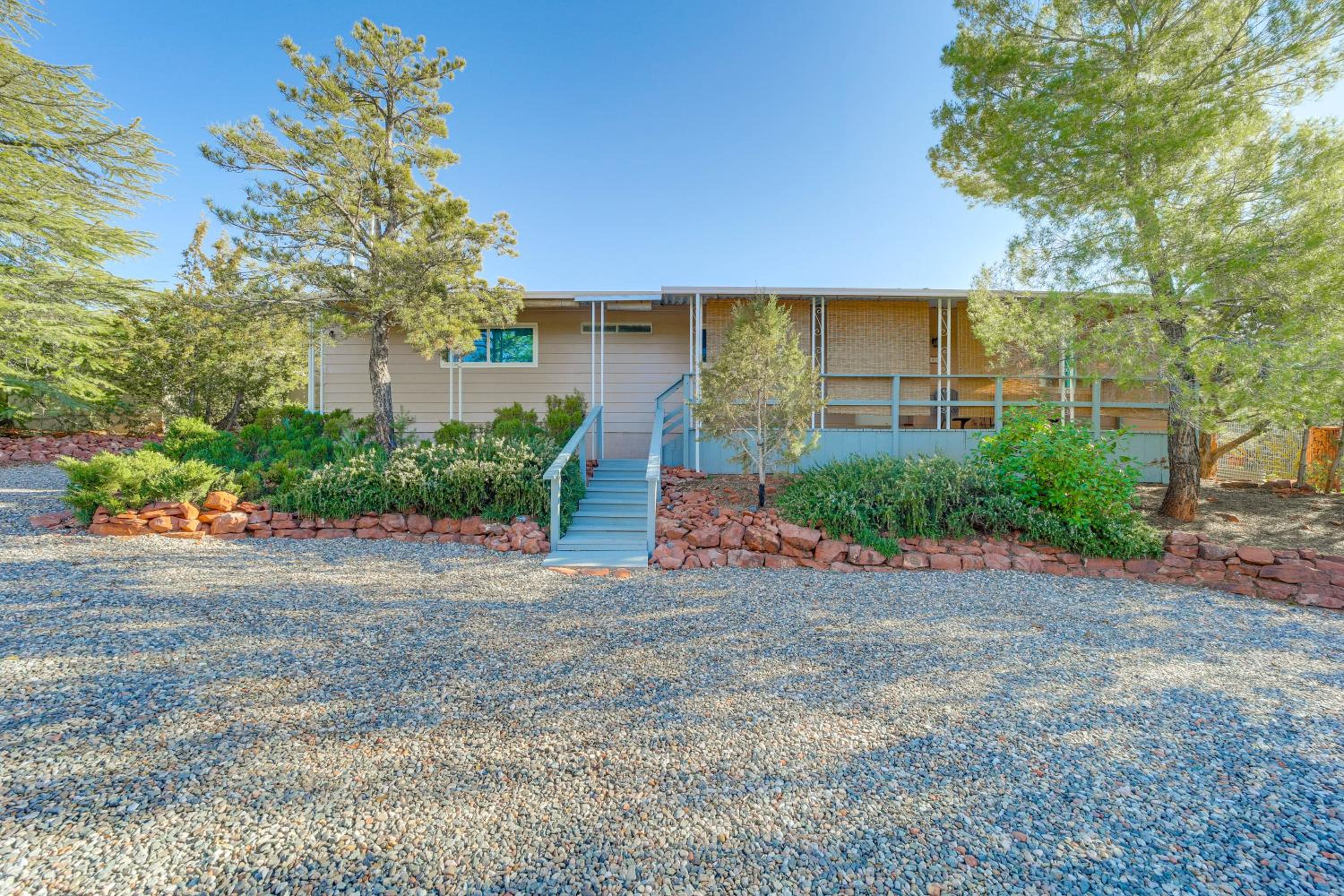 Walk to Trails! West Sedona Retreat with Deck and Yard