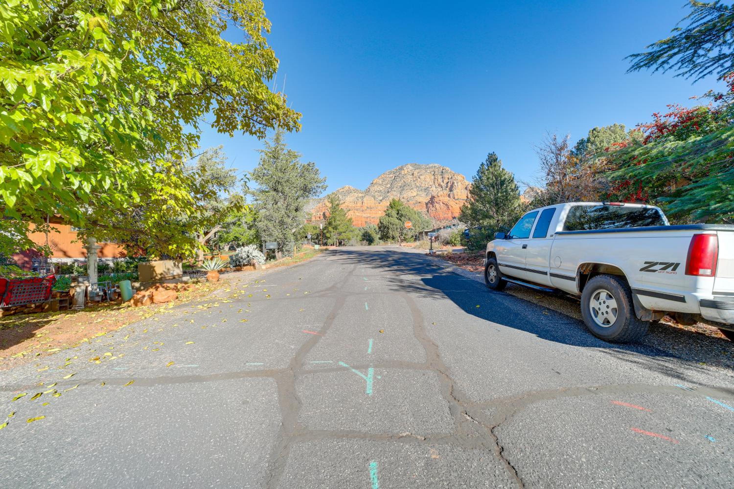 Walk to Trails! West Sedona Retreat with Deck and Yard