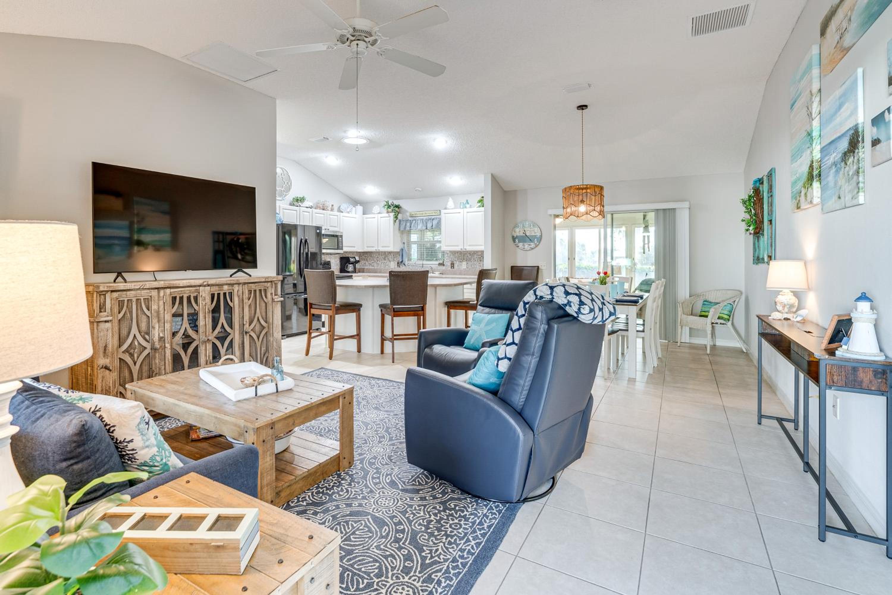 Golf, Shop and Unwind Home with Patio in The Villages