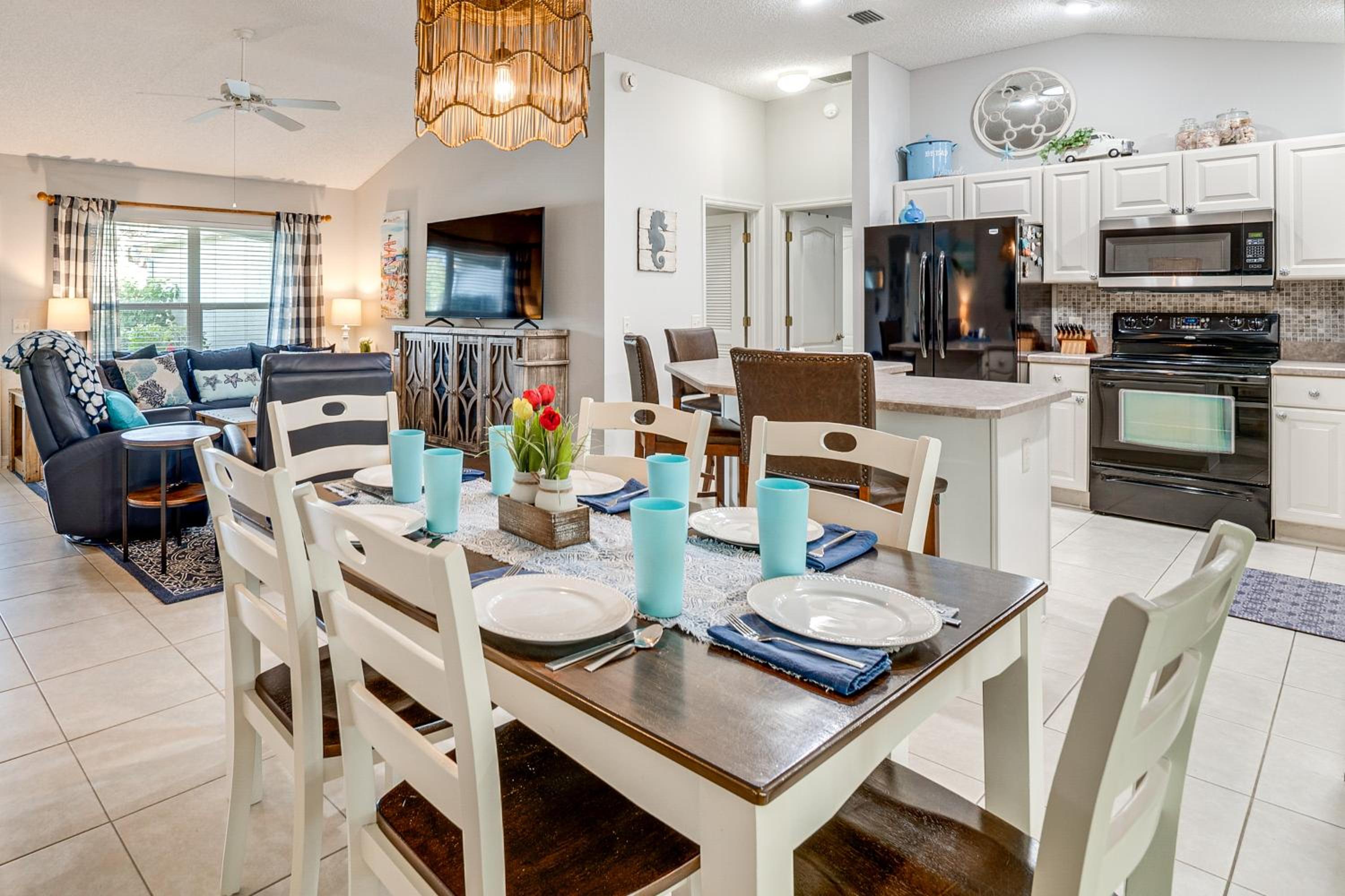 Golf, Shop and Unwind Home with Patio in The Villages