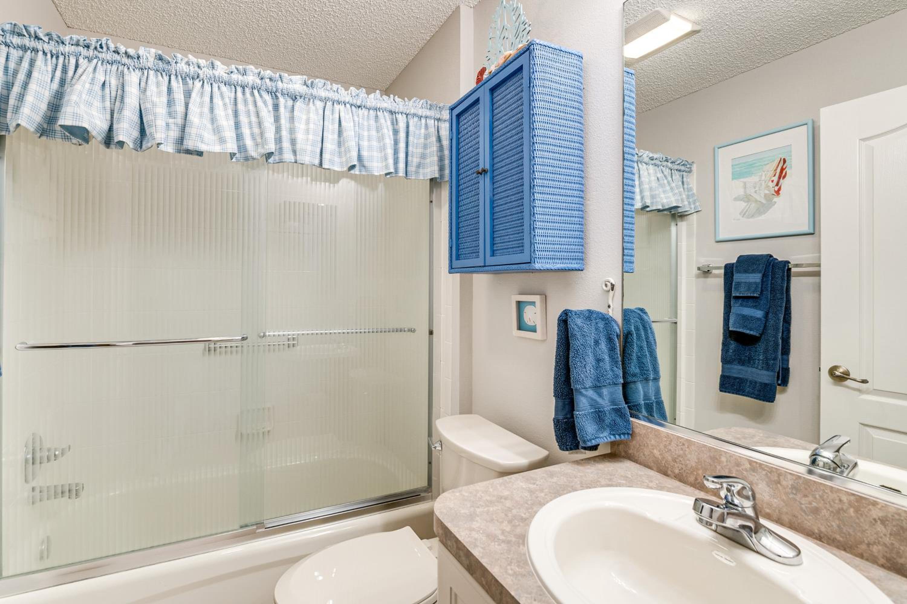 Golf, Shop and Unwind Home with Patio in The Villages