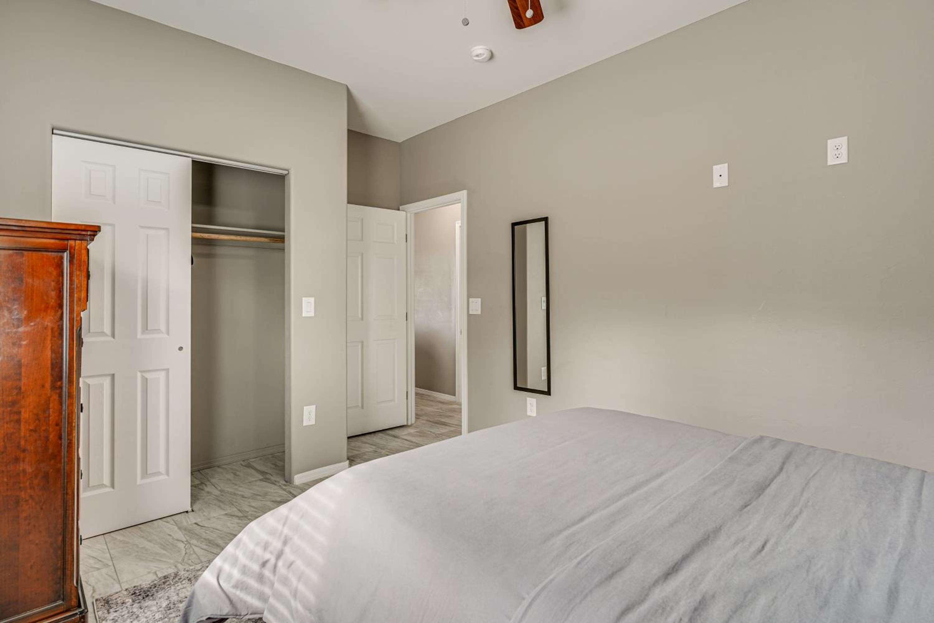 14 Mi to Saguaro NP Adventure-Ready Townhome