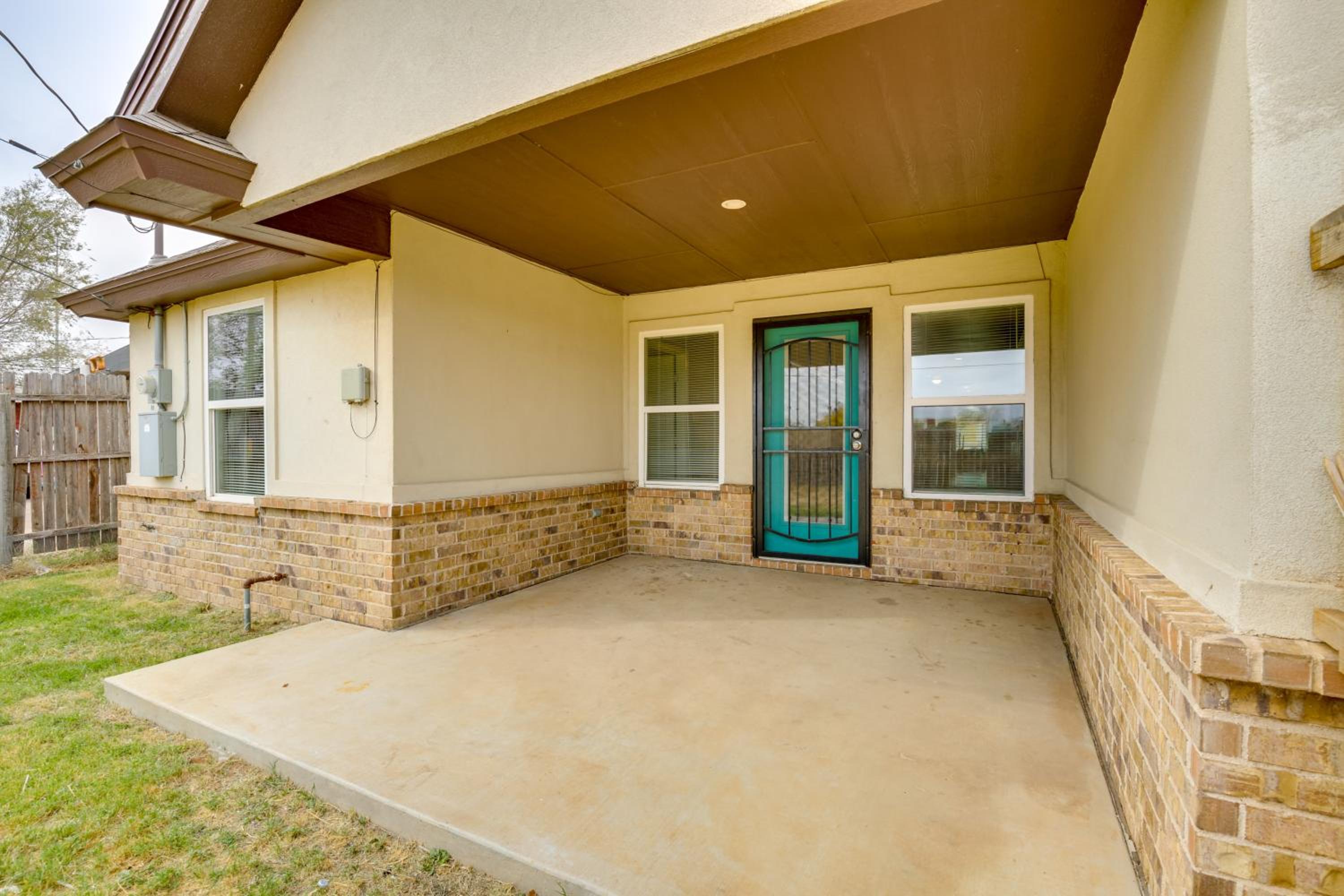 2 Mi to Depot District Dog-Friendly 1BR Getaway!