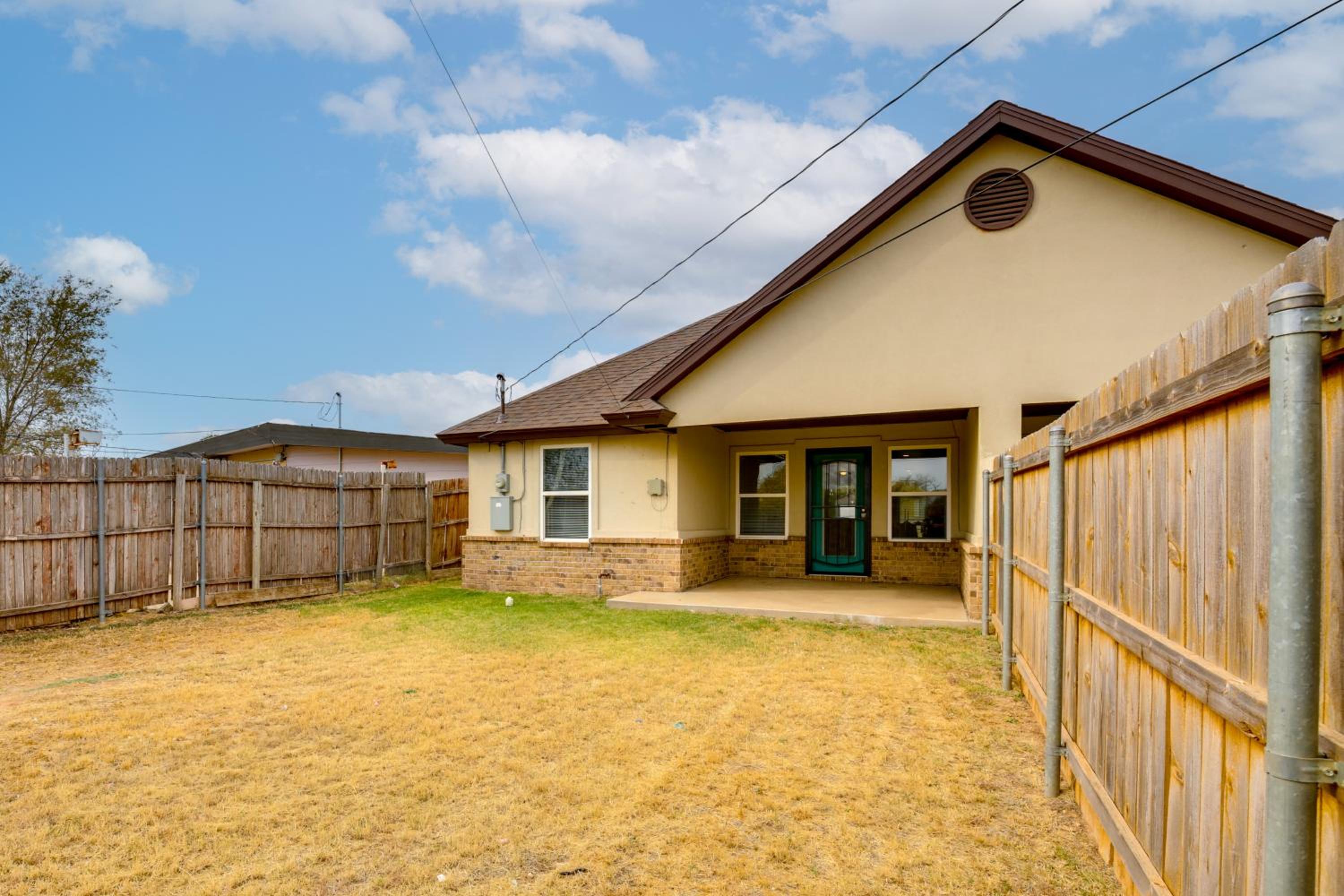 2 Mi to Depot District Dog-Friendly 1BR Getaway!