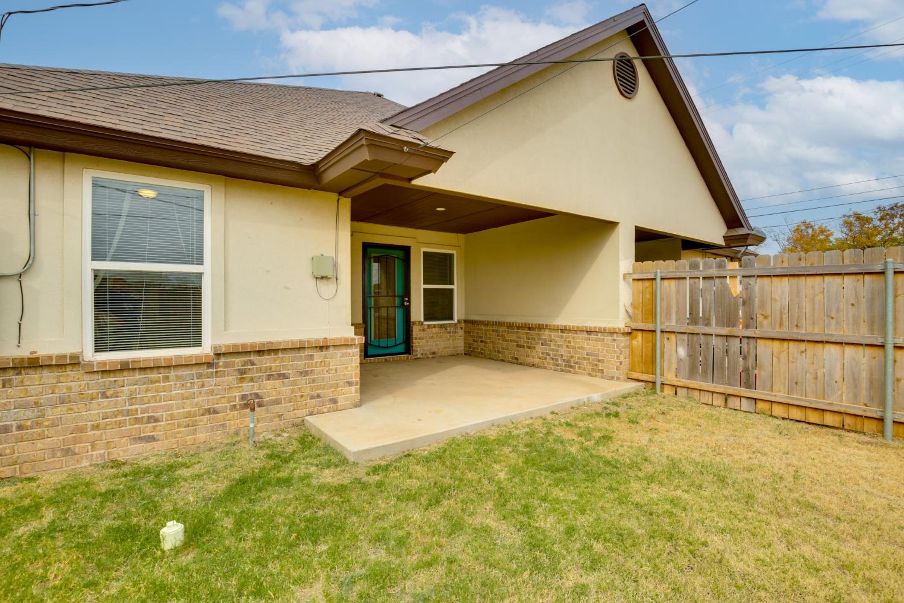 2 Mi to Depot District Dog-Friendly 1BR Getaway!