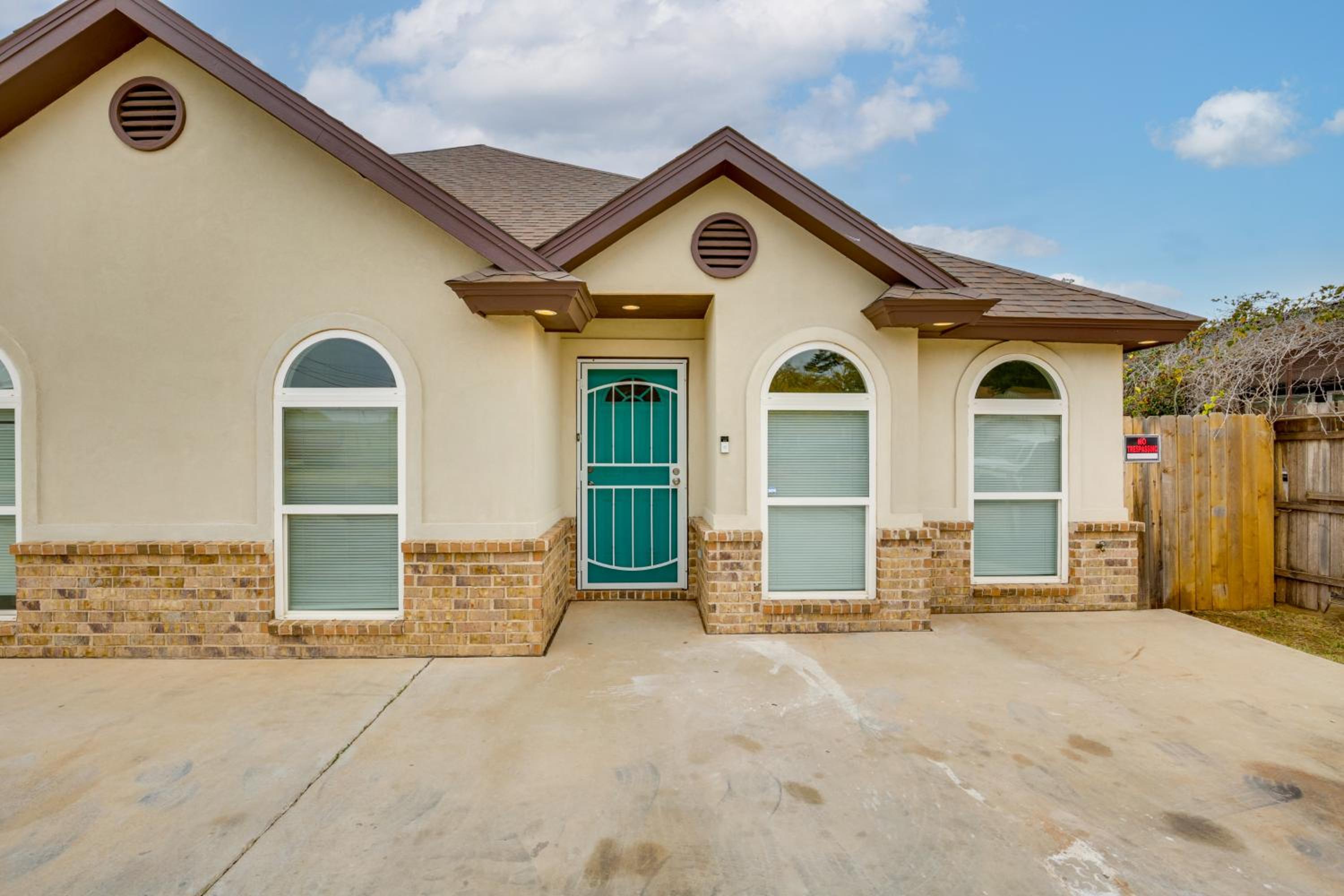 2 Mi to Depot District Dog-Friendly 1BR Getaway!