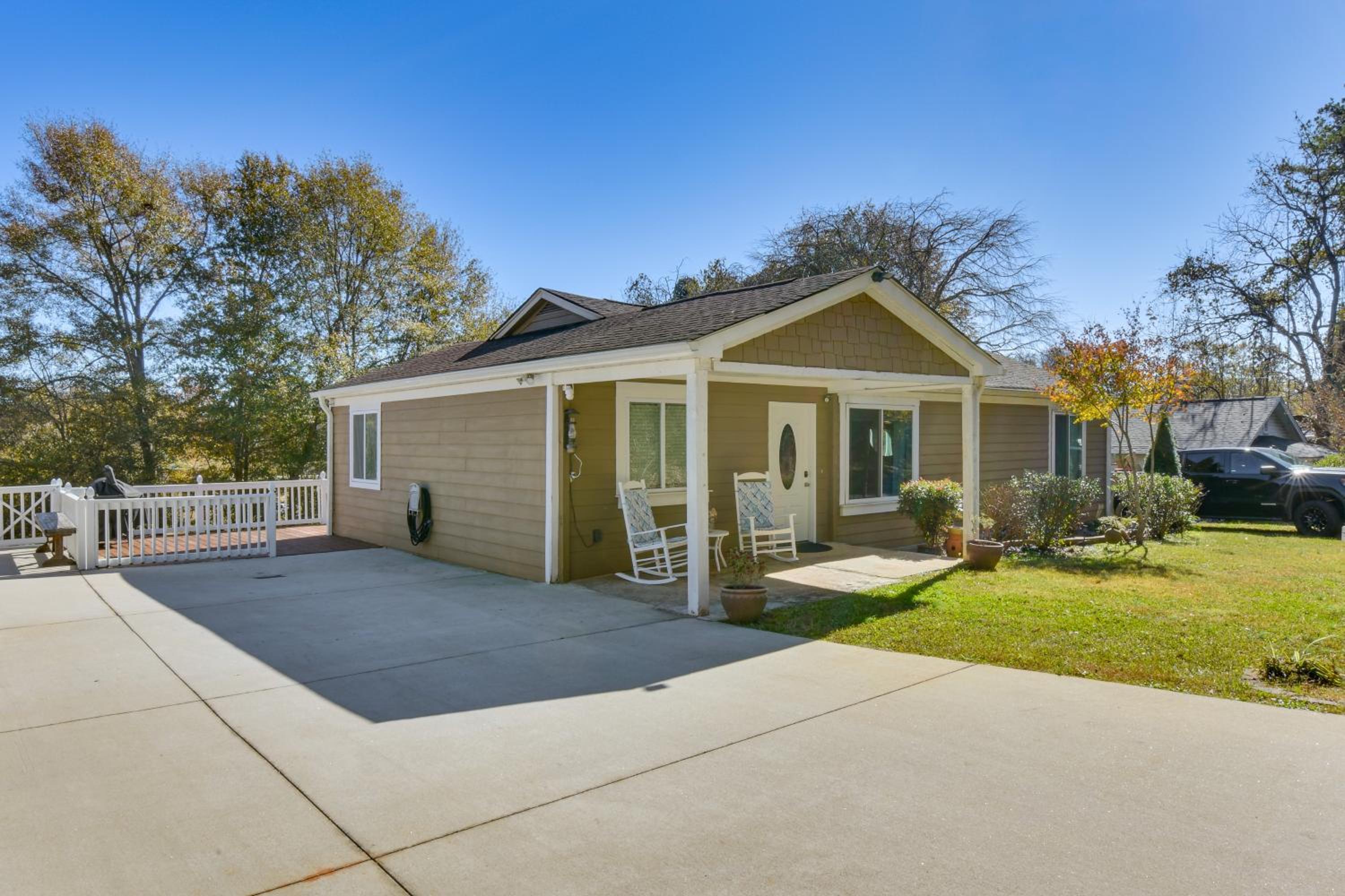 4 Seasons of Fun! Walhalla Home with Spacious Yard!